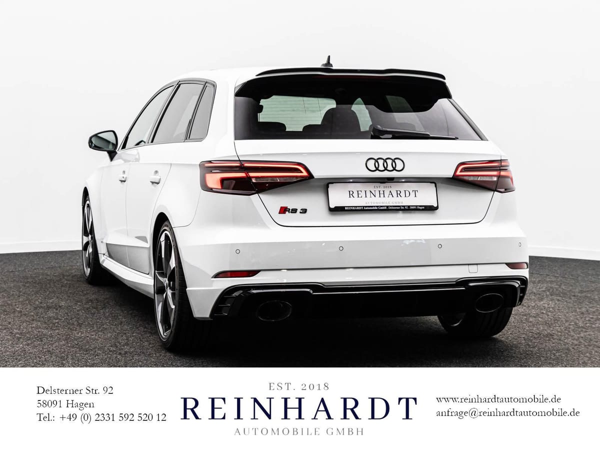 Audi RS3 SPORTBACK BLACK MATRIX PANO B&O RS-AGA 280 foto 11