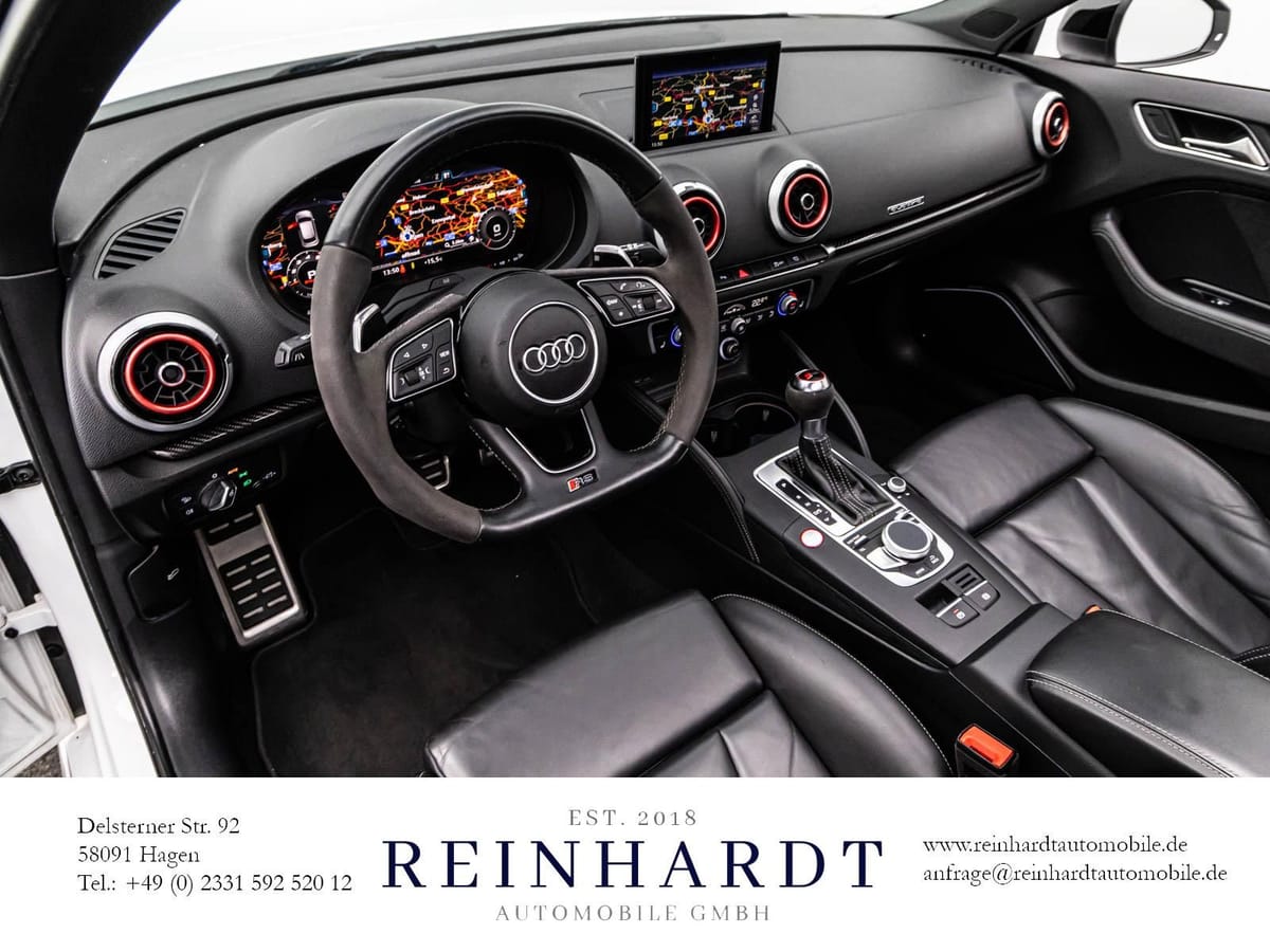 Audi RS3 SPORTBACK BLACK MATRIX PANO B&O RS-AGA 280 foto 17