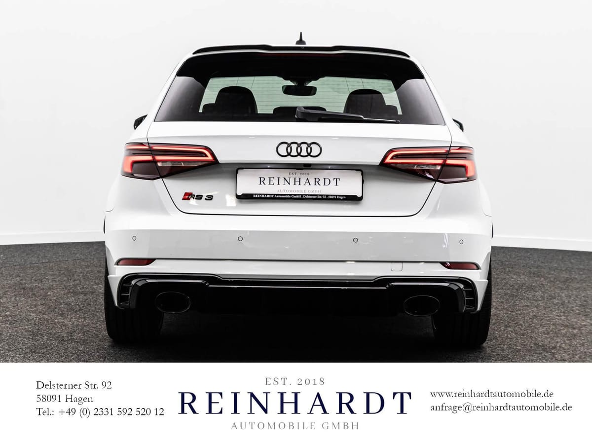 Audi RS3 SPORTBACK BLACK MATRIX PANO B&O RS-AGA 280 foto 10
