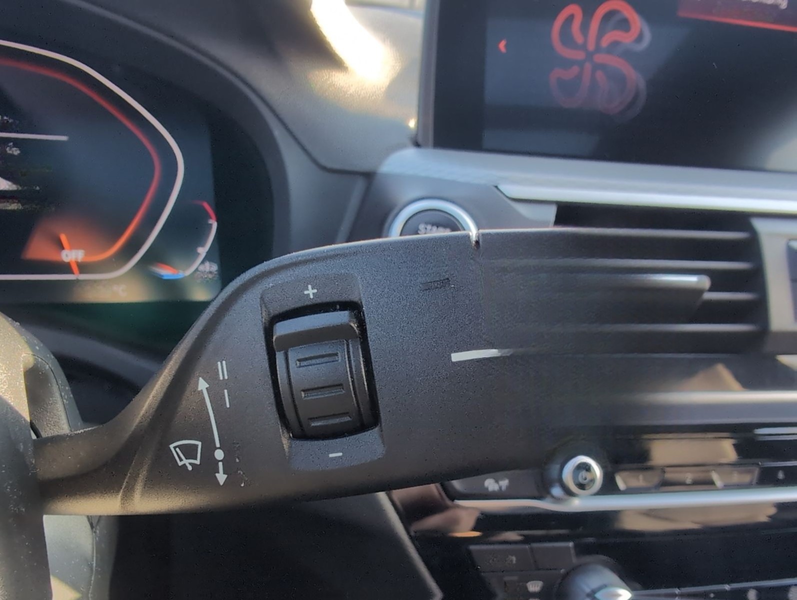 BMW X3 xDrive20i M-PAKET | ALARMANLAGE DAB foto 38