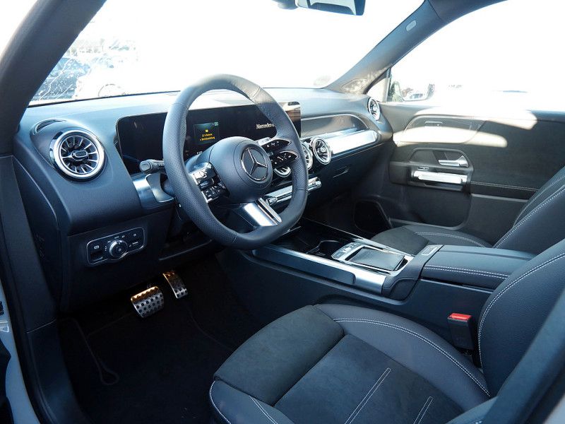 Mercedes-Benz GLB 200 d AMG NIGHT MULTI 360 AHK KAMERA SPUR foto 15