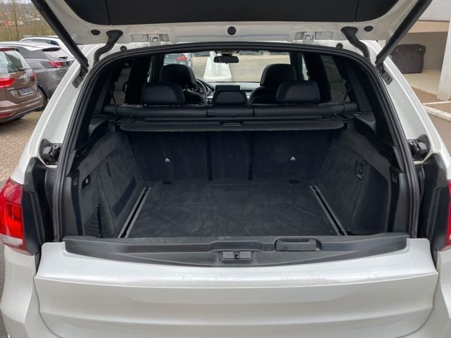 BMW X5 M50d F15 HUD+Panorama+Neuer Motor 145.000KM foto 12