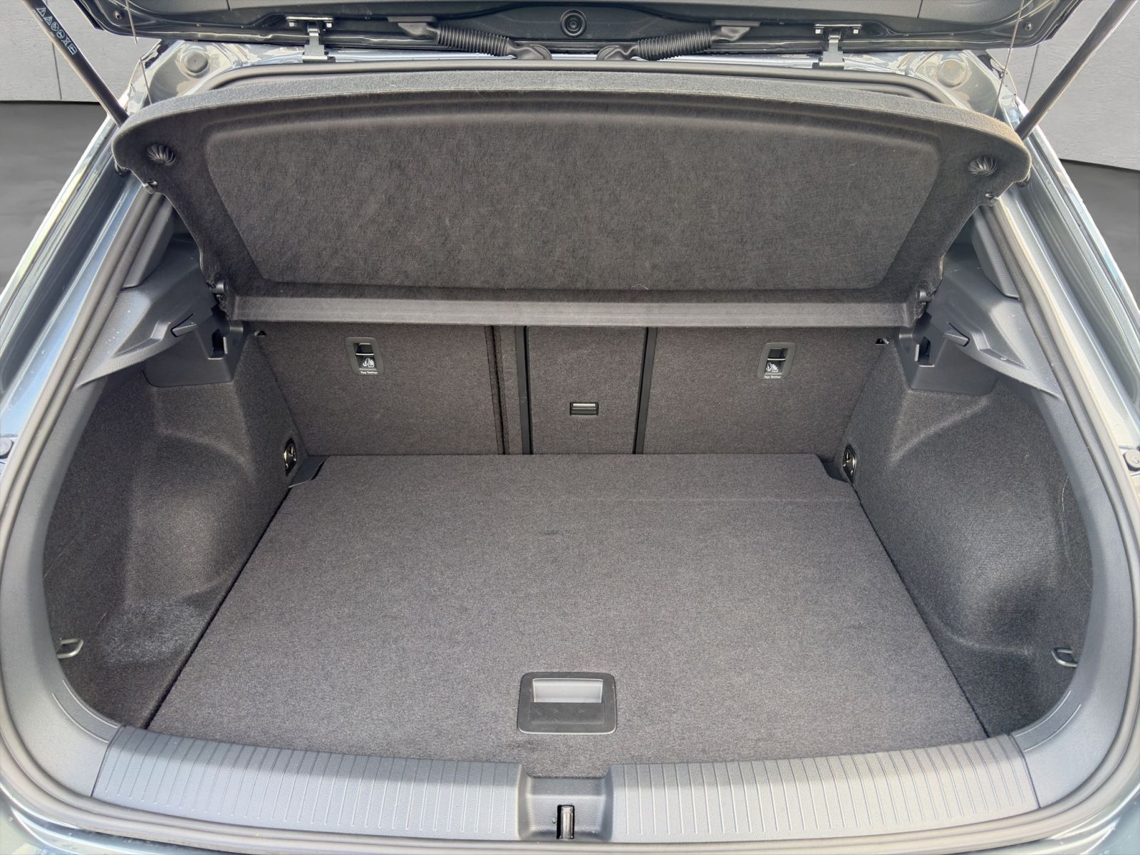 Volkswagen T-Roc 2.0 TDI DSG AHK RFK ACC IQ.DRIVE foto 6