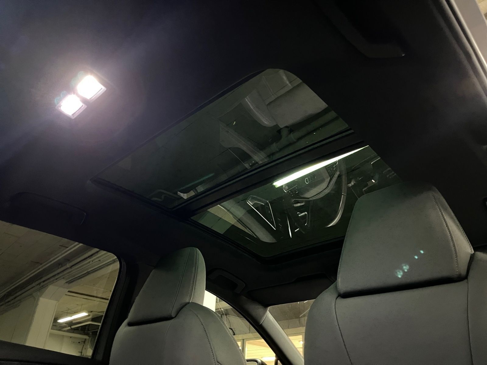 Audi Q4 e-tron 45 quattro s-line Ext. PANO Assistenz+ foto 18