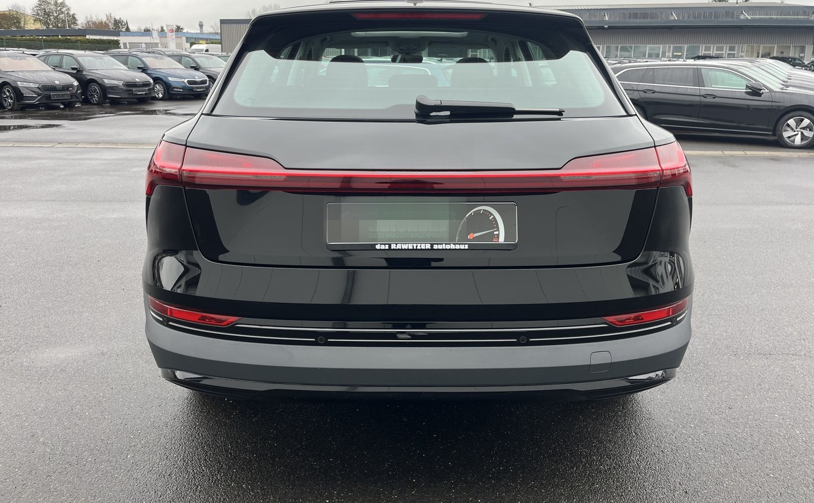 Audi e-tron 149€ m.20% Anz. 19 Zoll AHK Panorama el.K foto 7