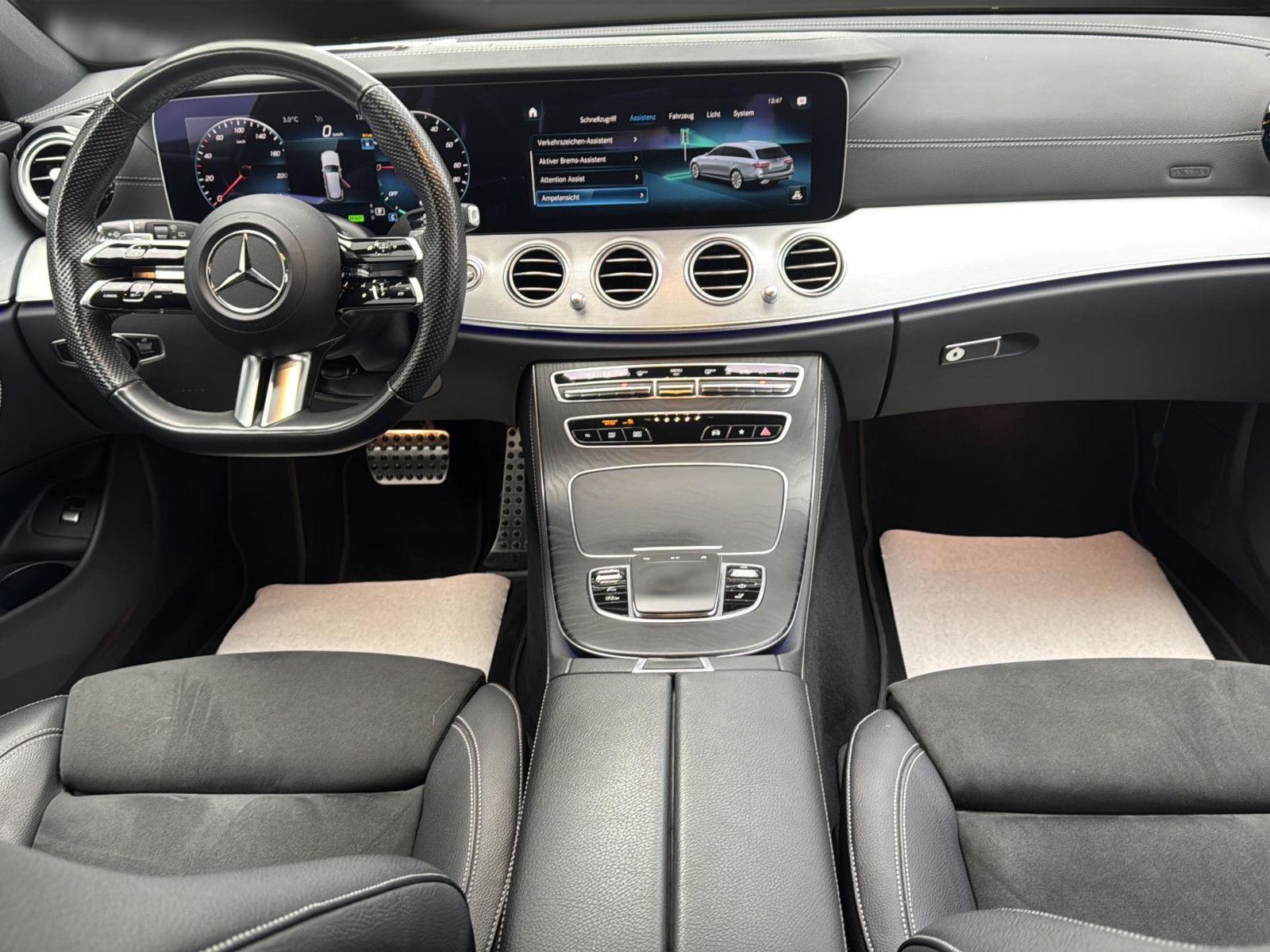 Mercedes-Benz E 300 de AMG Allrad Navi*Leder*HeadUp*AHK*LED*DA foto 13