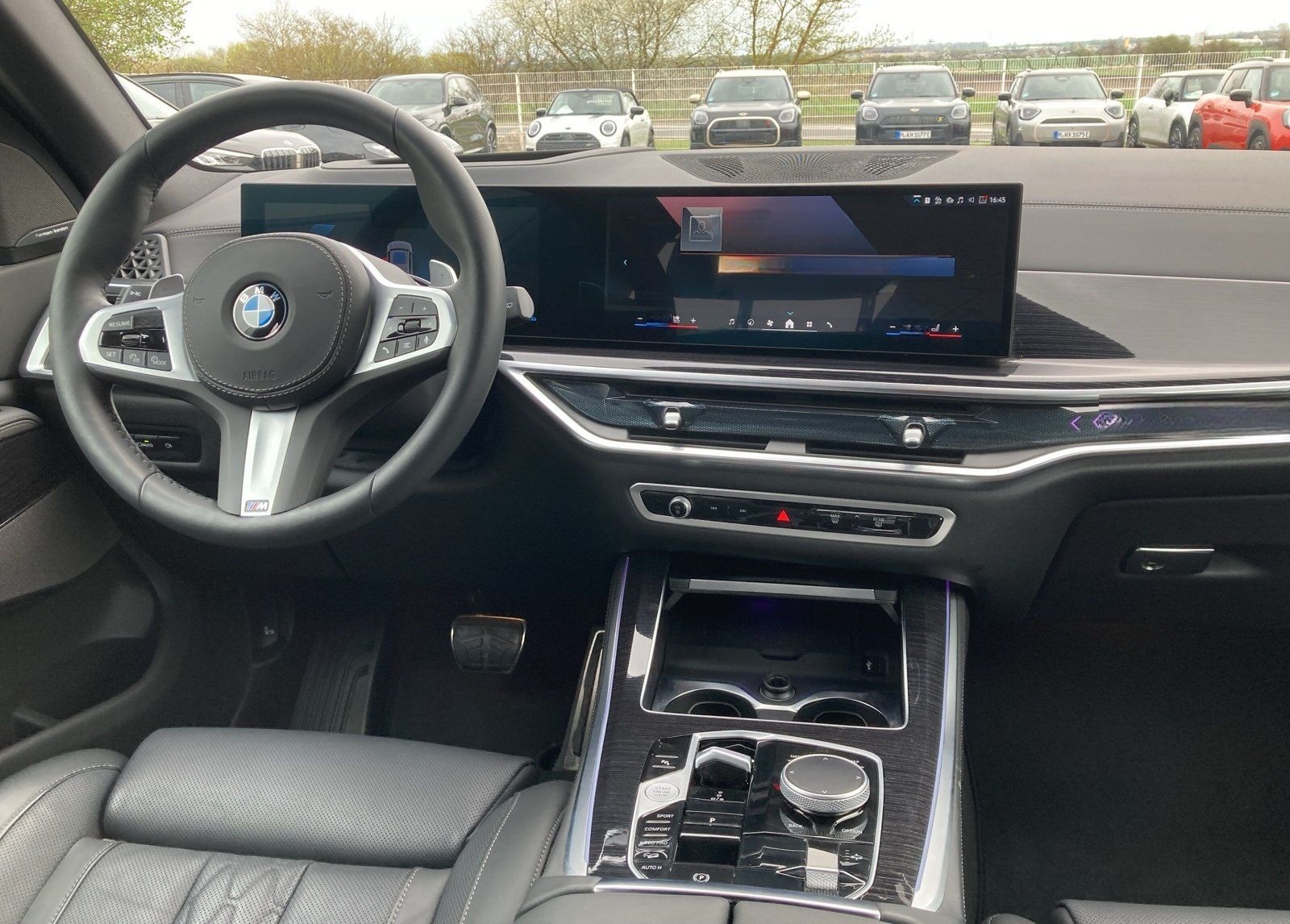 BMW X5 xDrive30d M Sport AHK Massage Standhzg Pano foto 10