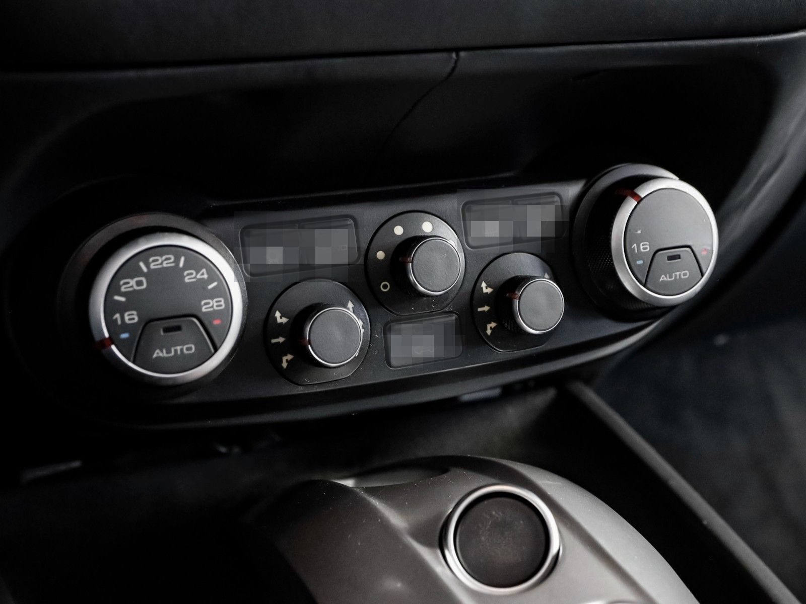 Ferrari California T **SERVICE NEU-DEUTSCH** foto 12