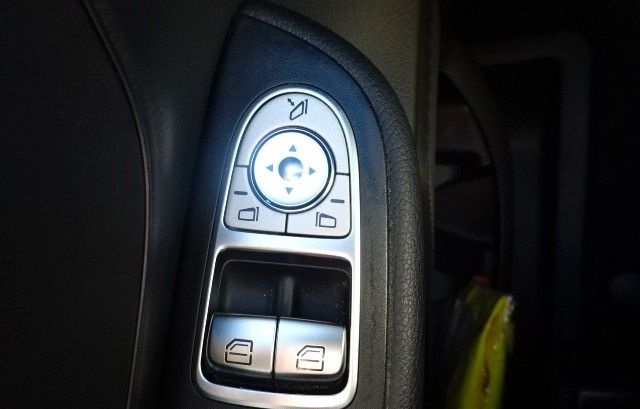 Mercedes-Benz V 250 d extra 190PS 9G-tronic Distronic foto 19