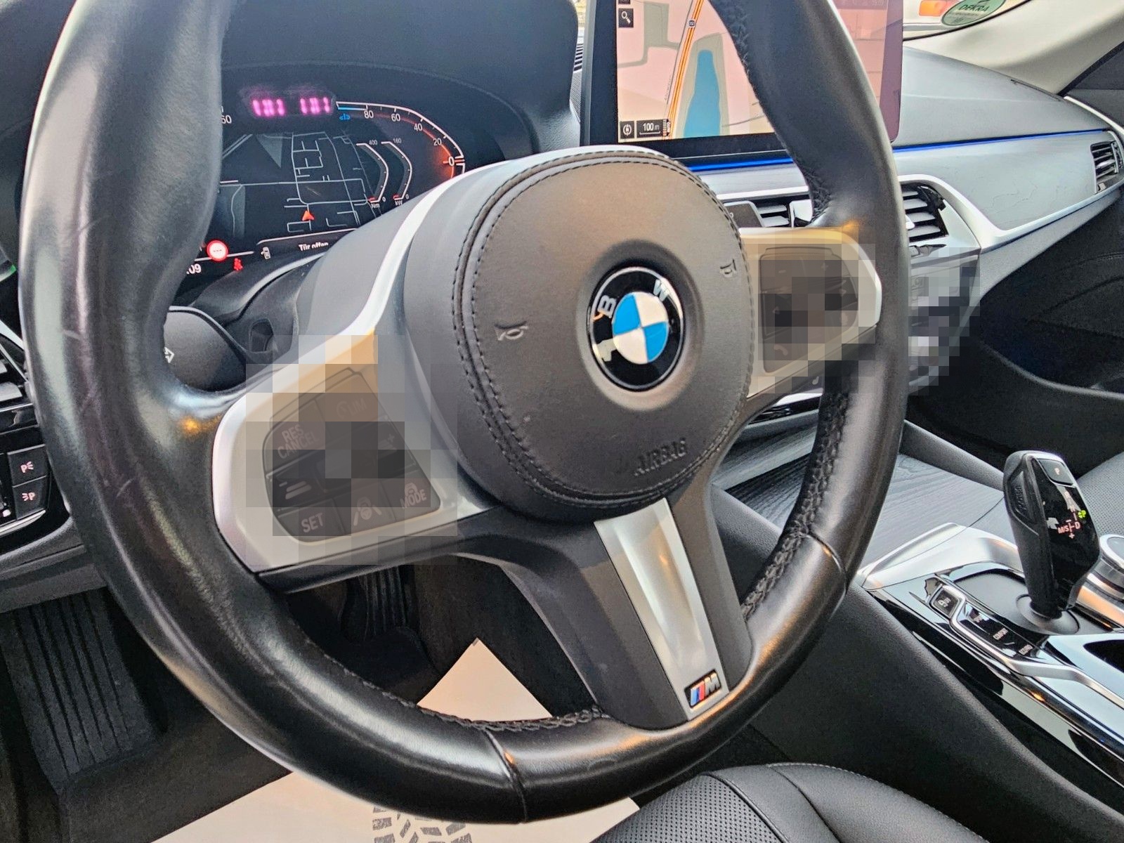 BMW 520d*HUD*AHK*Dr.Ass.+*ACC*KAMERA*M-LENKRAD foto 20