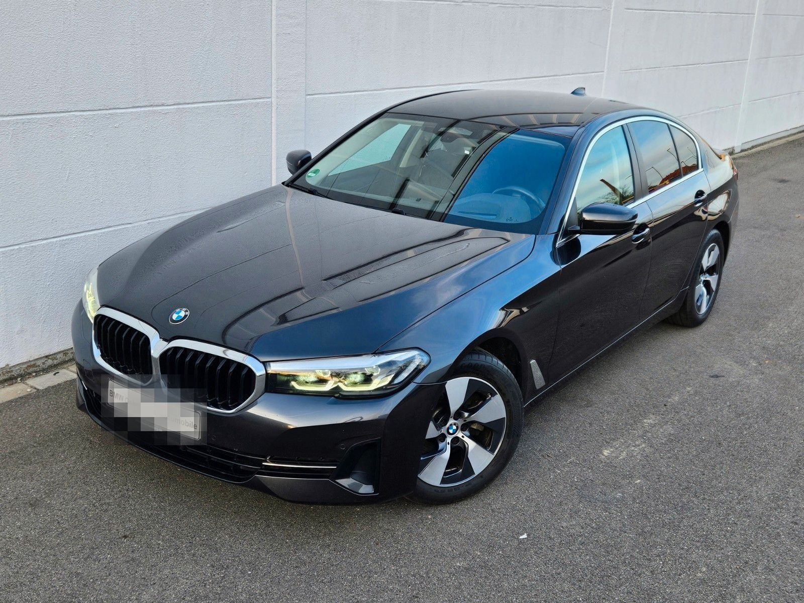 BMW 520d*HUD*AHK*Dr.Ass.+*ACC*KAMERA*M-LENKRAD foto 3