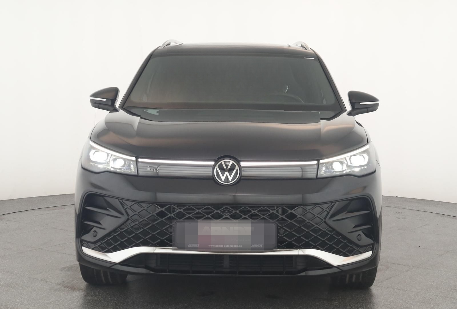 Volkswagen Tiguan 2.0 TSI DSG 4M R-Line IQ Pano Nav ACC 360 foto 3