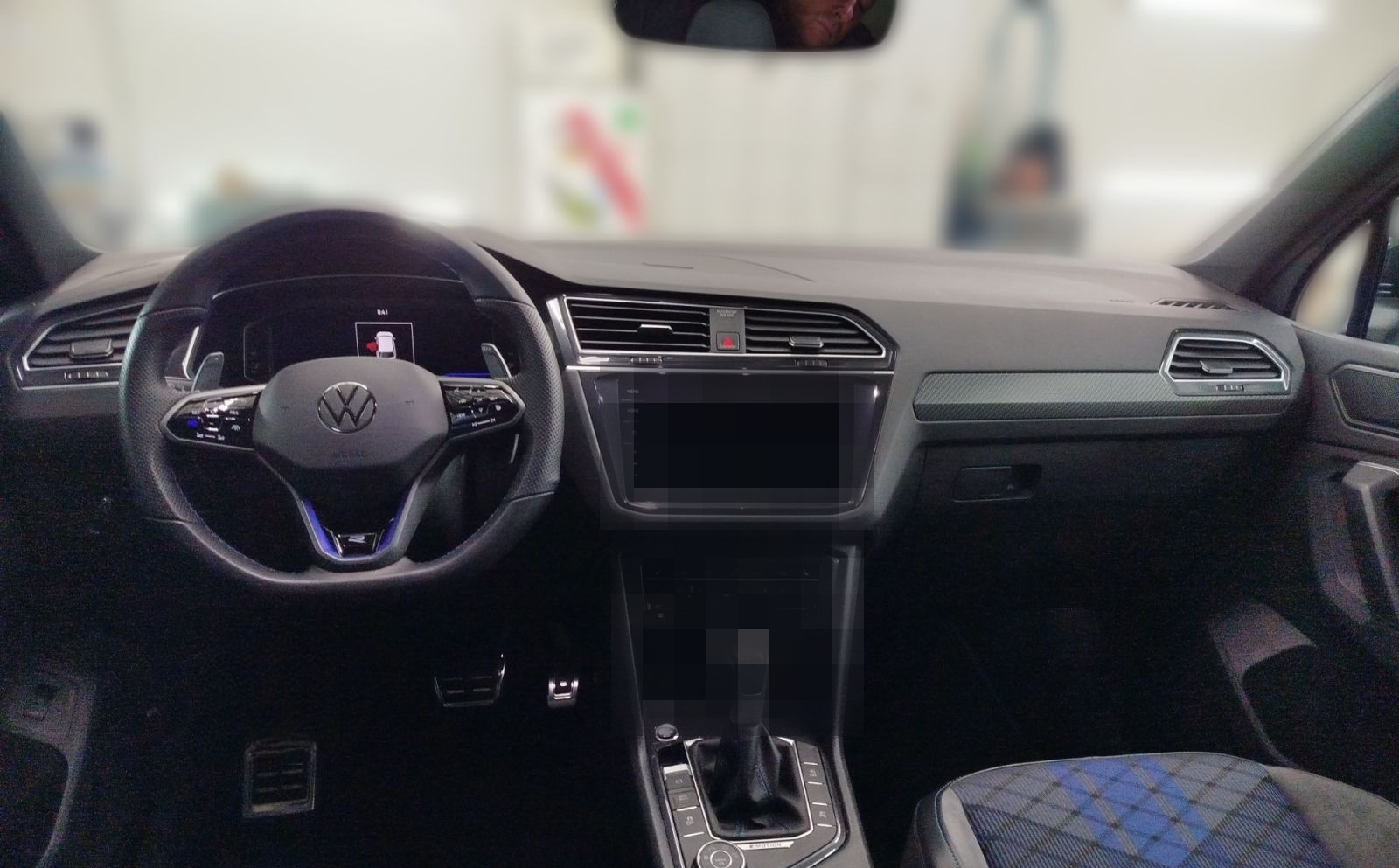 Volkswagen Tiguan 2.0 TSI DSG 4Motion R Navi IQ.Light DAB+ foto 11