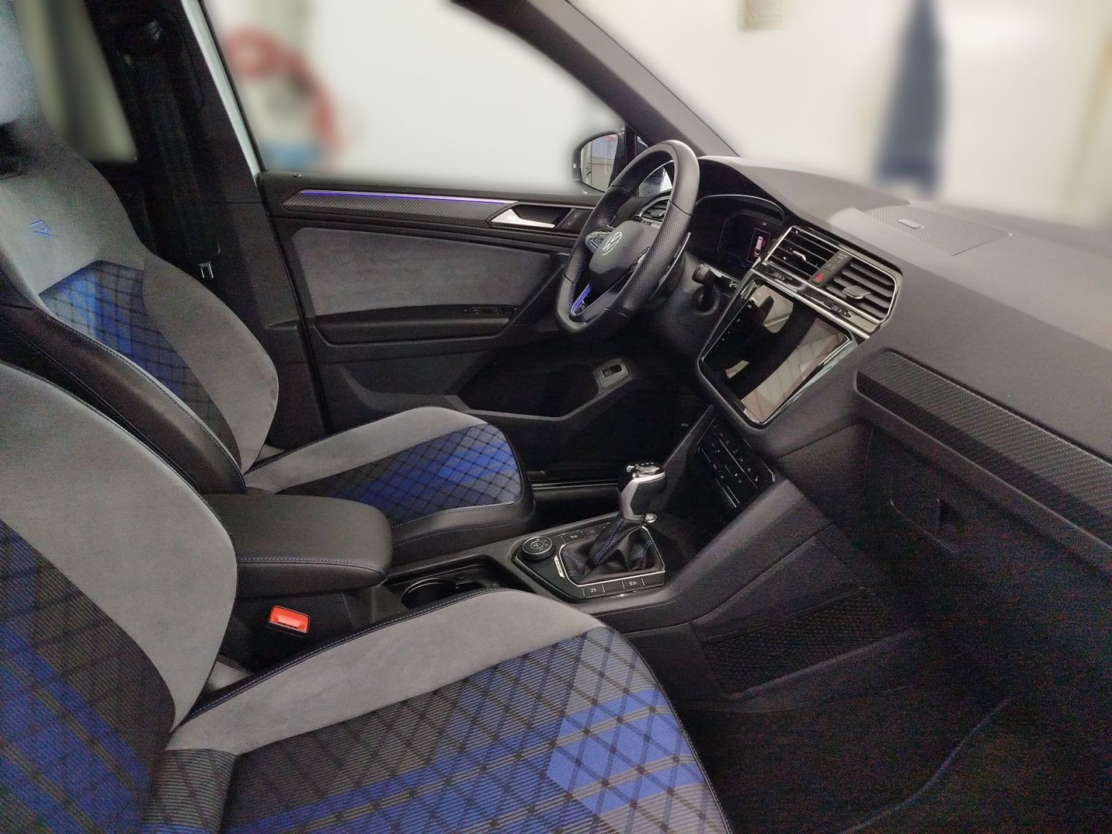 Volkswagen Tiguan 2.0 TSI DSG 4Motion R Navi IQ.Light DAB+ foto 12