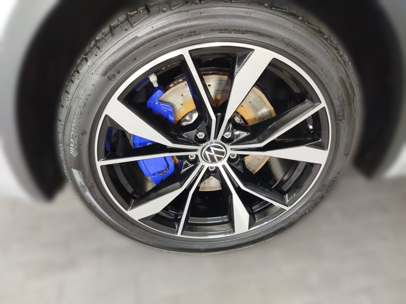 Volkswagen Tiguan 2.0 TSI DSG 4Motion R Navi IQ.Light DAB+ foto 3