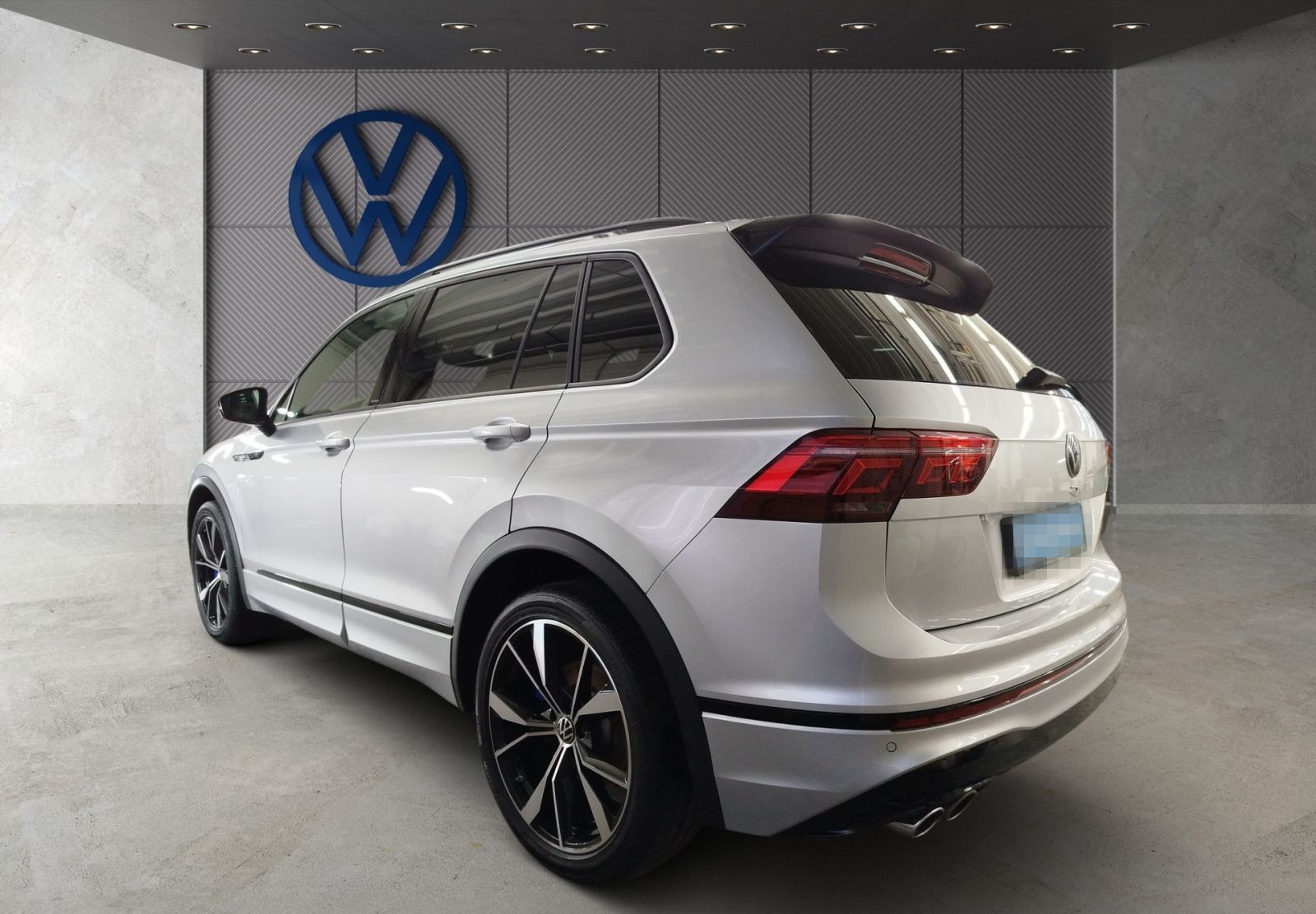 Volkswagen Tiguan 2.0 TSI DSG 4Motion R Navi IQ.Light DAB+ foto 4