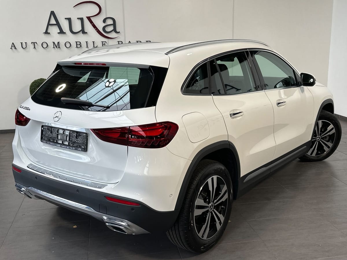 Mercedes-Benz GLA 250 e Progressive Advanced NAV LED ACC foto 5
