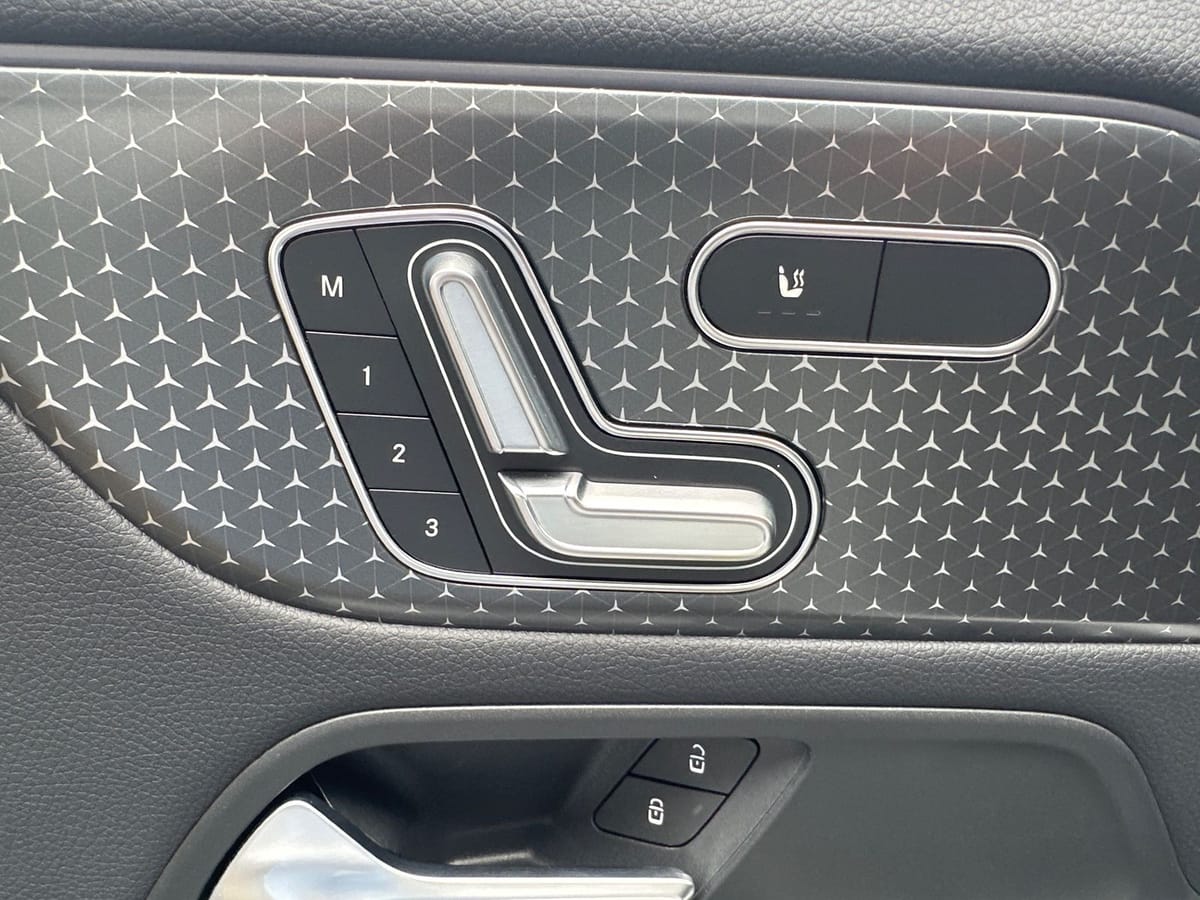Mercedes-Benz GLA 250 e Progressive Advanced NAV LED ACC foto 10