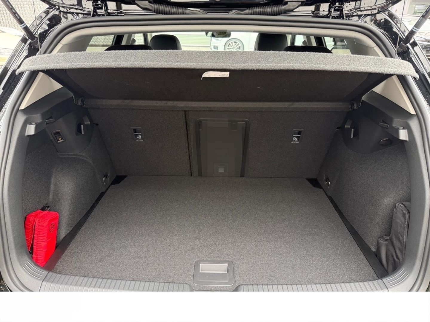 Volkswagen Golf 1 5 l eTSI 110 kW (150 PS) 7-Gang-DSG ENERG foto 7