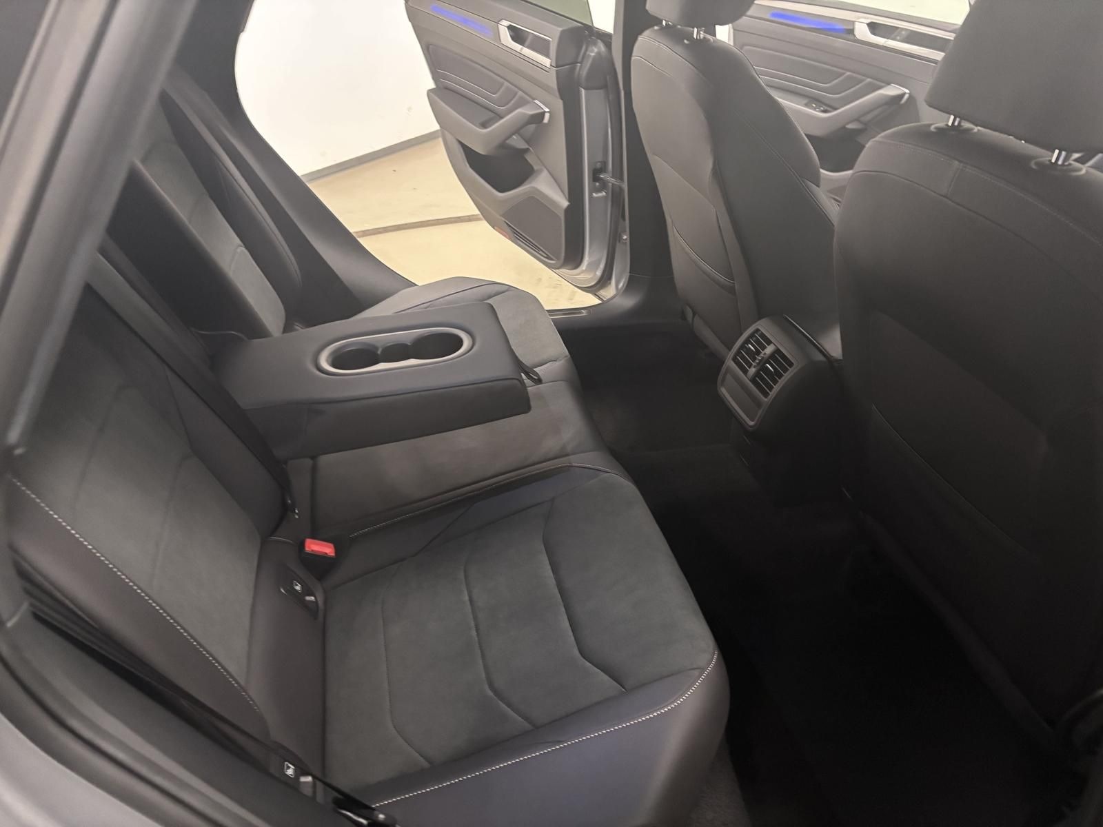 Volkswagen Arteon 2.0 TSI  Virtual Matrix LED Pano ACC Navi foto 12