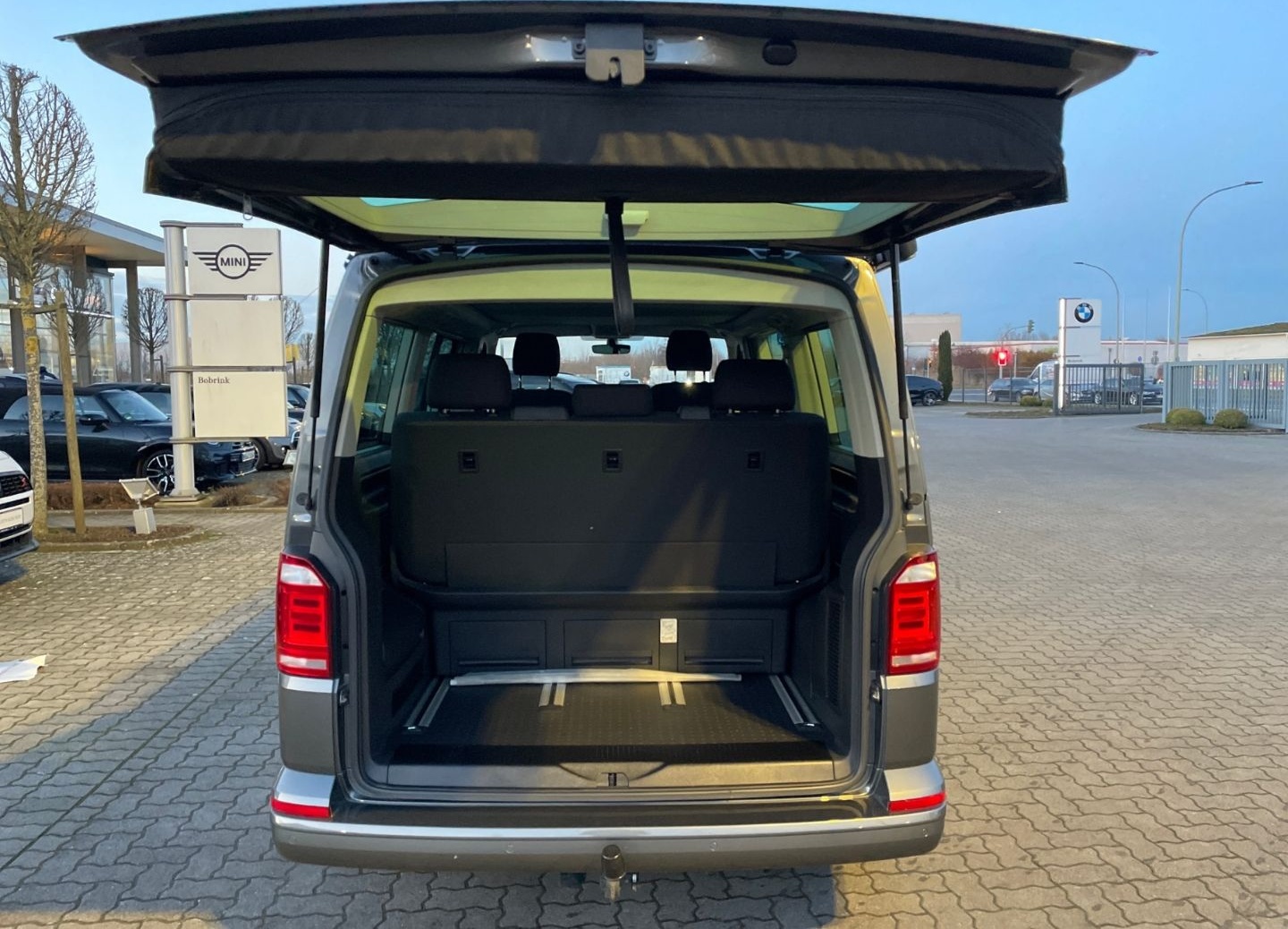 Volkswagen T6 California Beach 2.0 TDI AHK Navi Tempomat LE foto 12