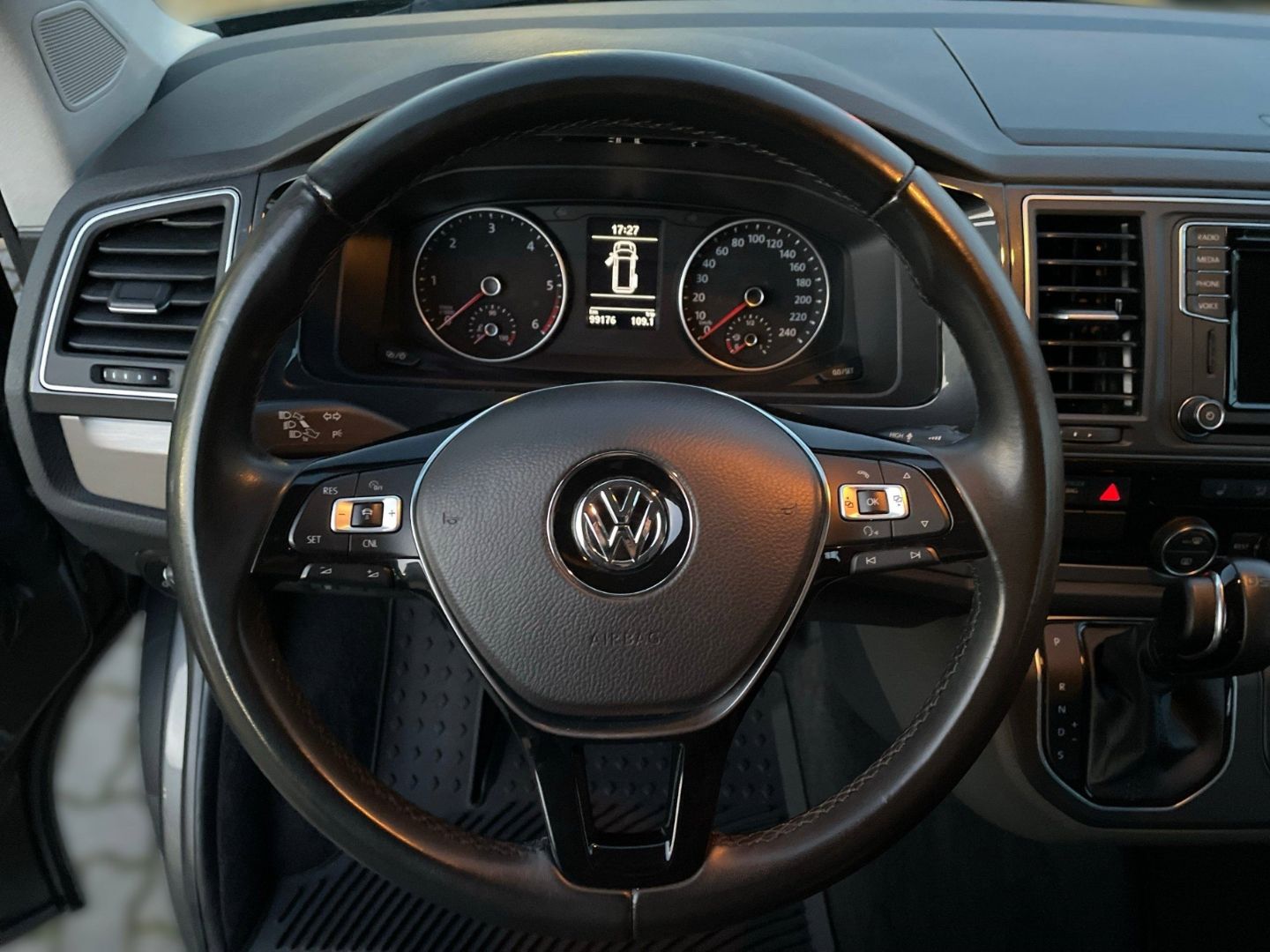 Volkswagen T6 California Beach 2.0 TDI AHK Navi Tempomat LE foto 8