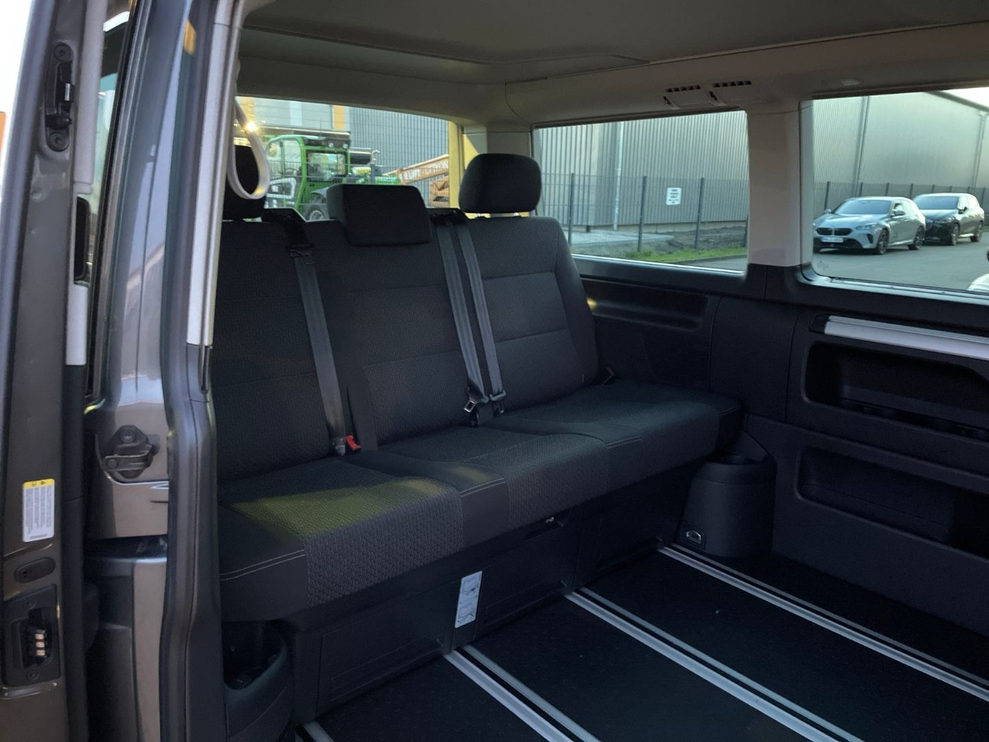 Volkswagen T6 California Beach 2.0 TDI AHK Navi Tempomat LE foto 9