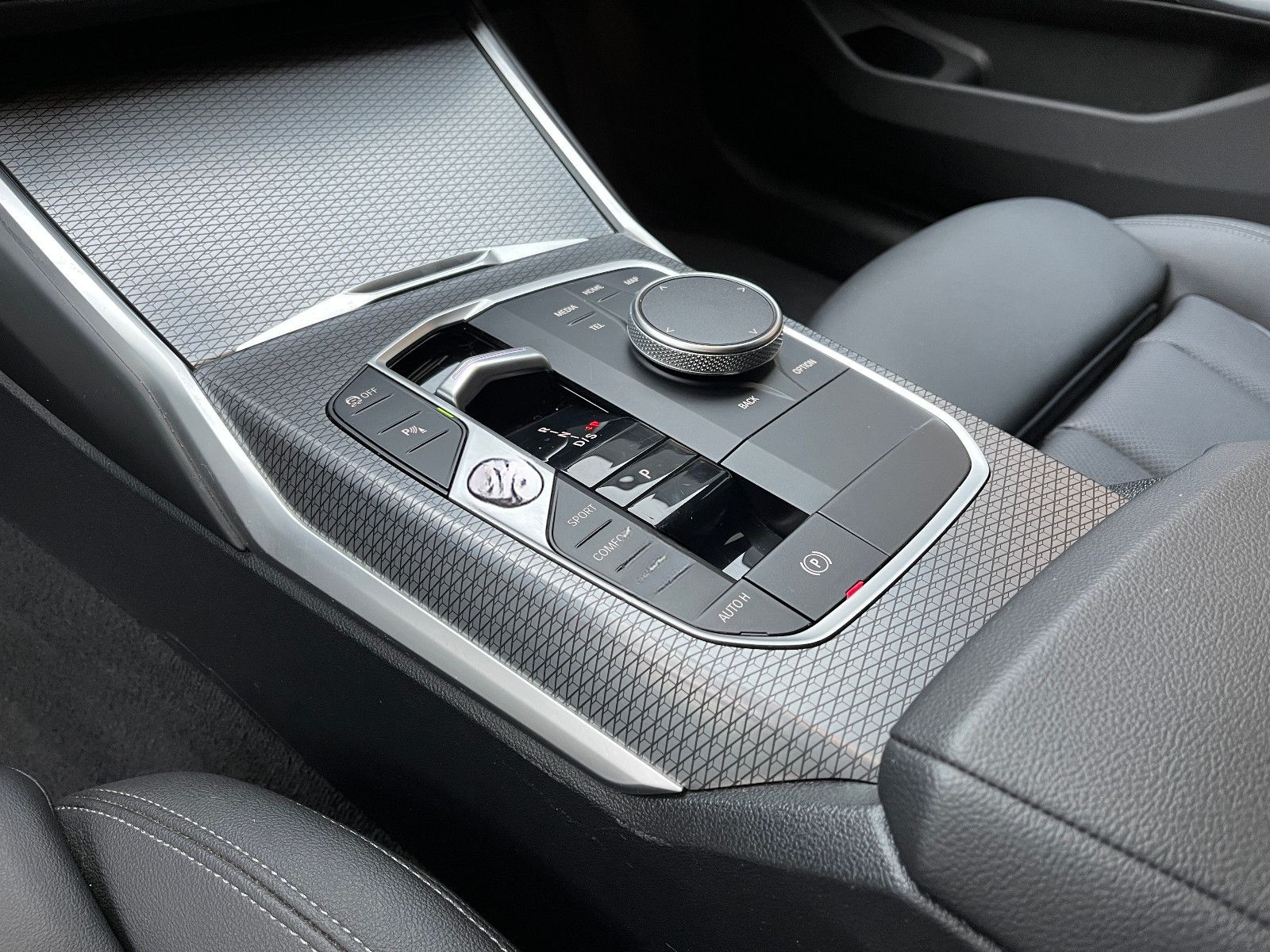 BMW M340d Tour xDrive LCI DAProf AHK Standhz H/K HUD foto 21