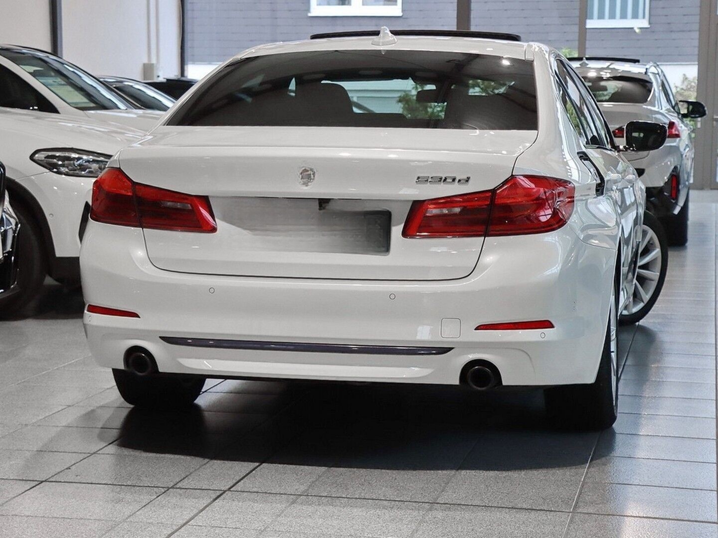 BMW 530d Sport Line "Limousine" AHK Head-Up foto 2