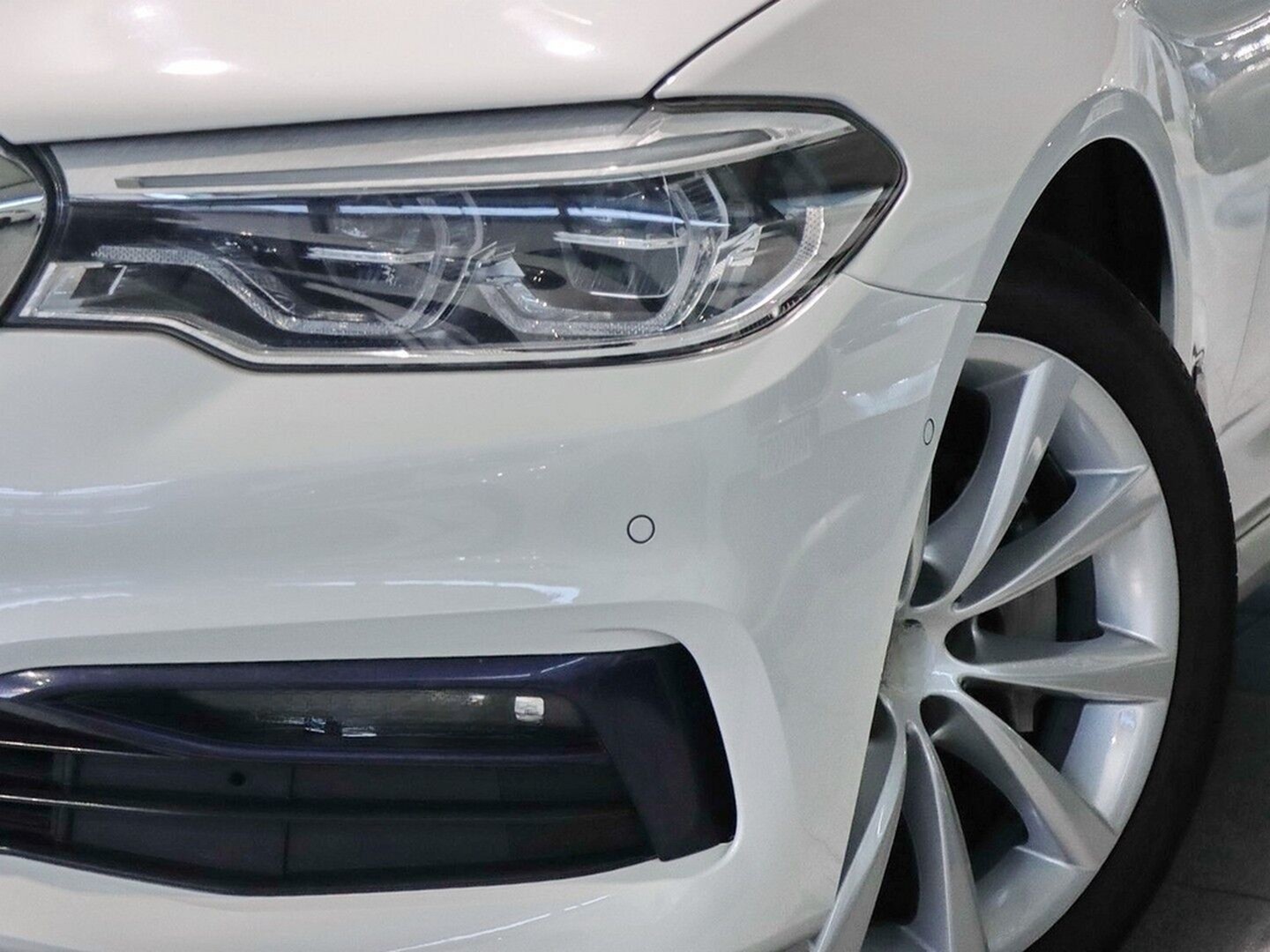 BMW 530d Sport Line "Limousine" AHK Head-Up foto 4