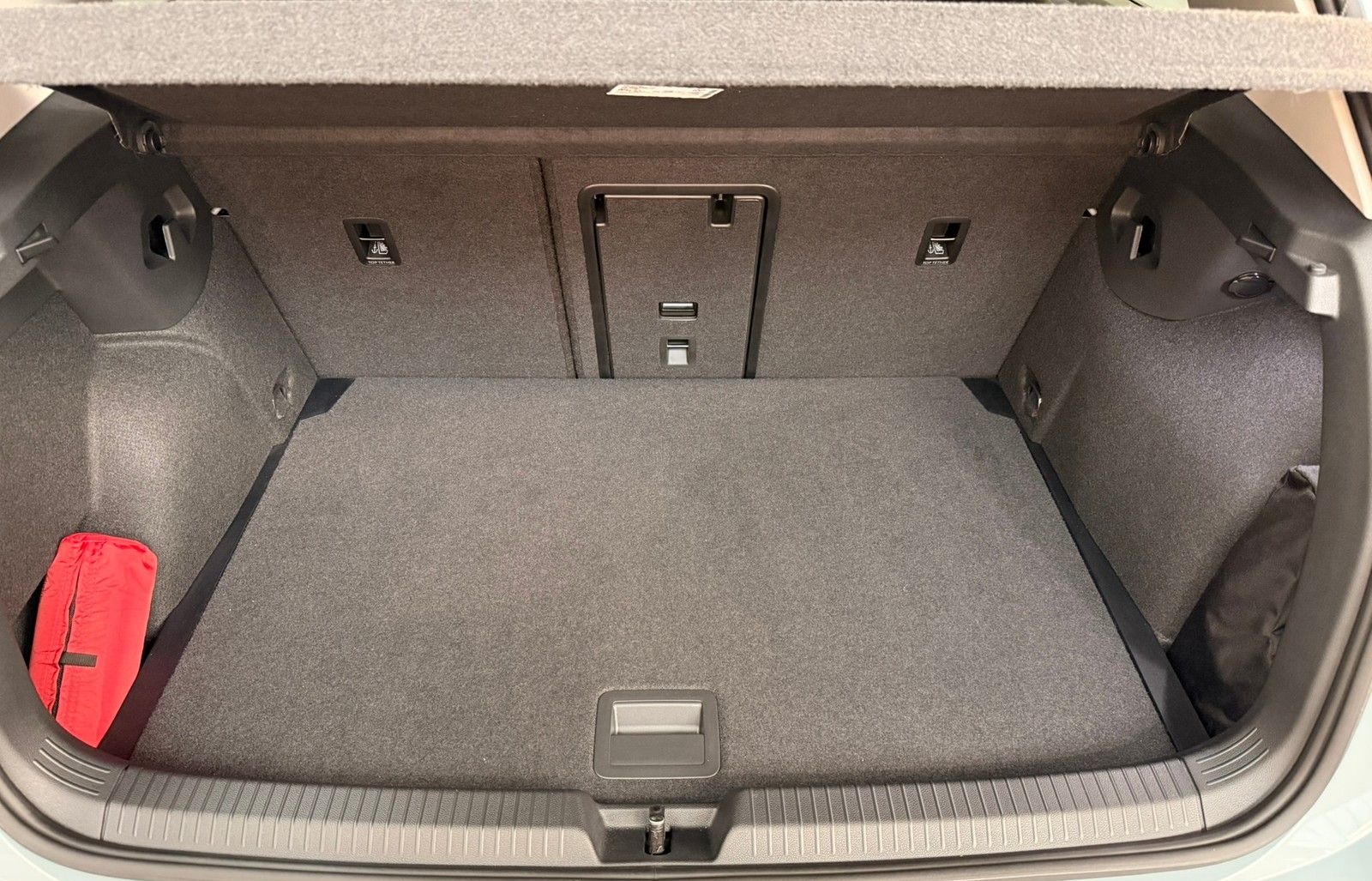 Volkswagen Golf VIII Lim Goal 1.5 TSI + App + Navi + Kamera foto 12