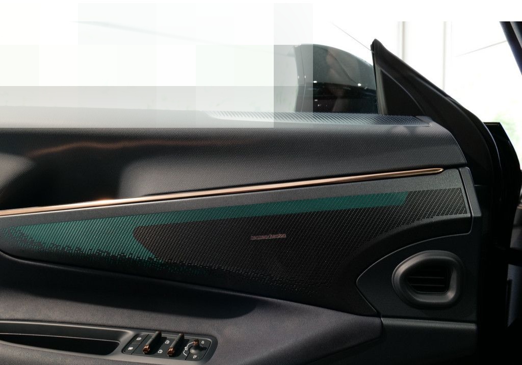 Lynk&Co 08 More KAMERA NAVI ACC AKTIVSITZE LED PANO 360° foto 23