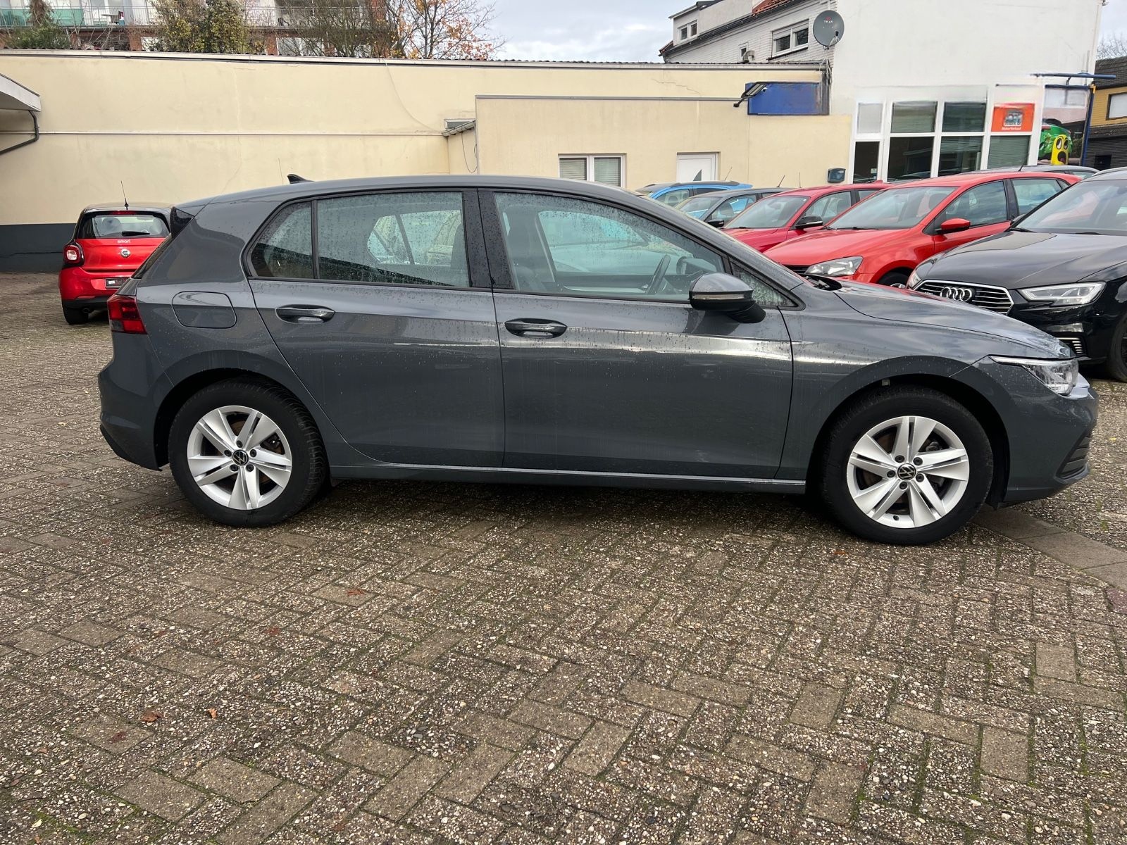 Volkswagen Golf VIII Lim. Life*PDC*SHZ*AHK*** foto 3