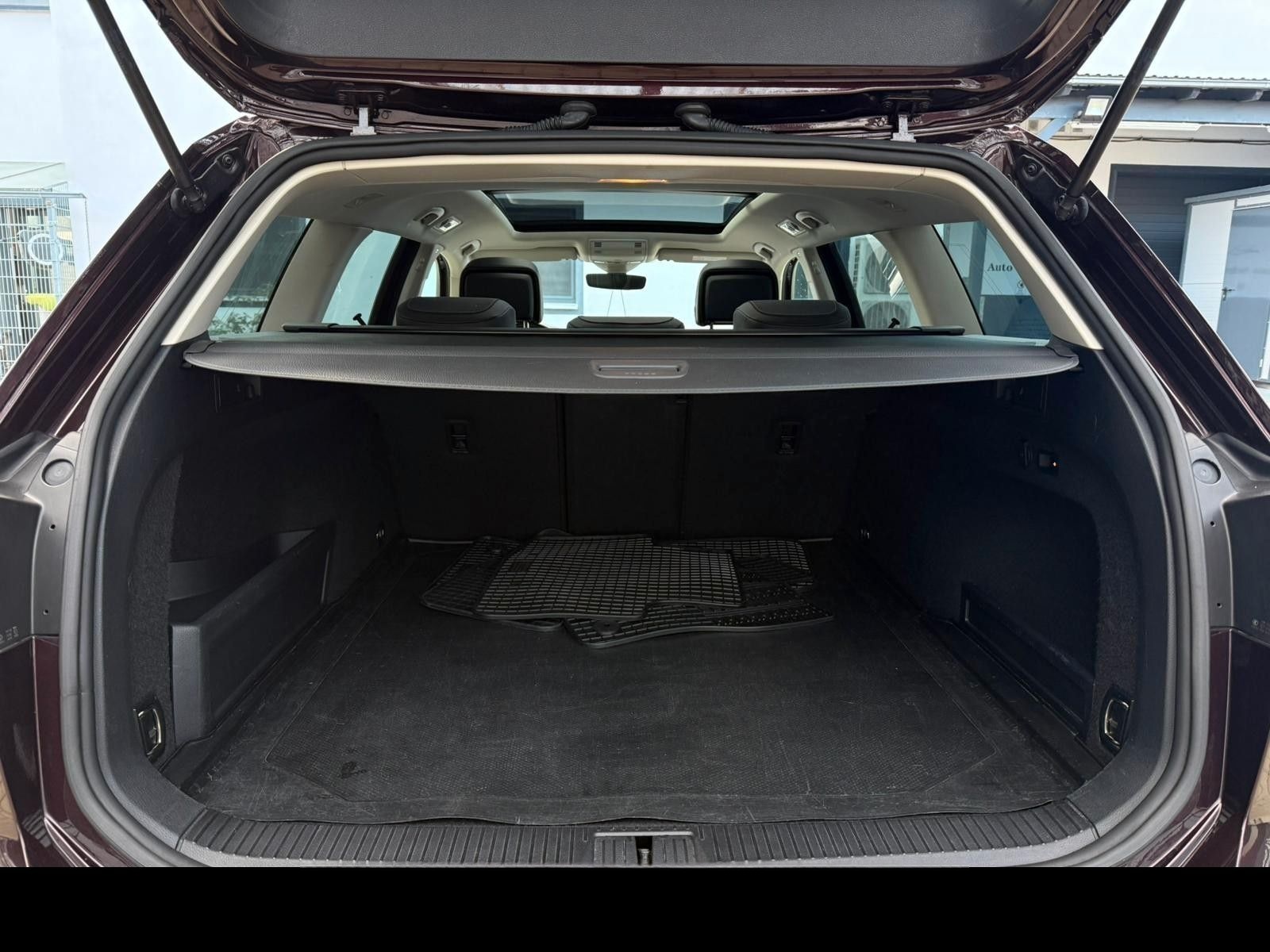 Volkswagen Passat Alltrack 2.0 TDI 4MOTION, AHK, DCC, Pano foto 17