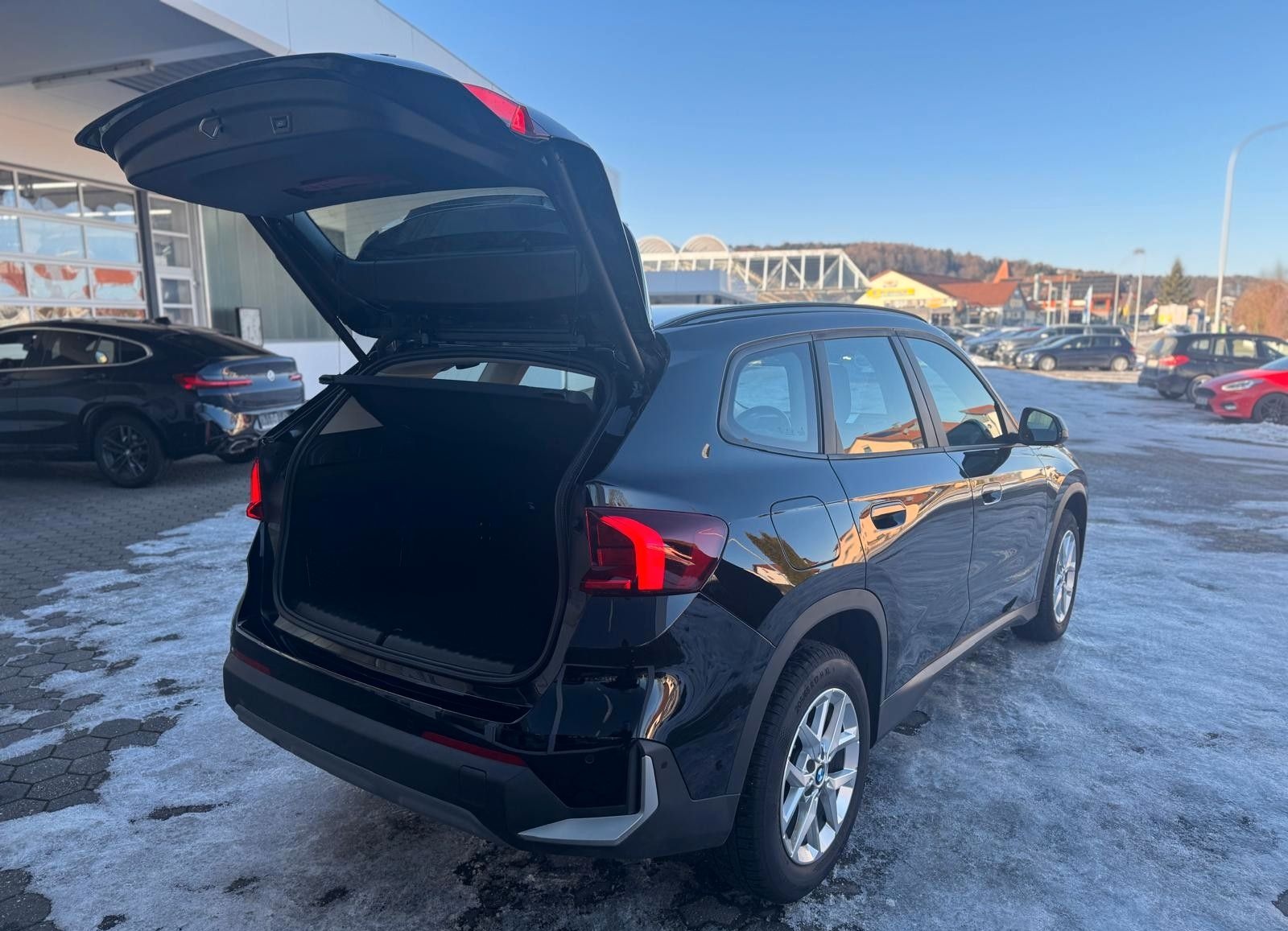 BMW X1 18d sDrive KAMERA NAVI KLIMAAUTOMATIK DAB AHK foto 11