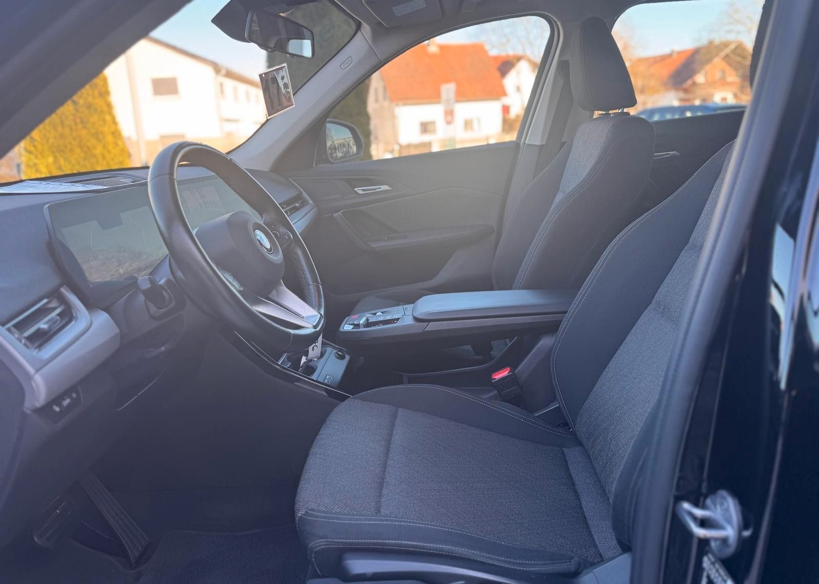 BMW X1 18d sDrive KAMERA NAVI KLIMAAUTOMATIK DAB AHK foto 13