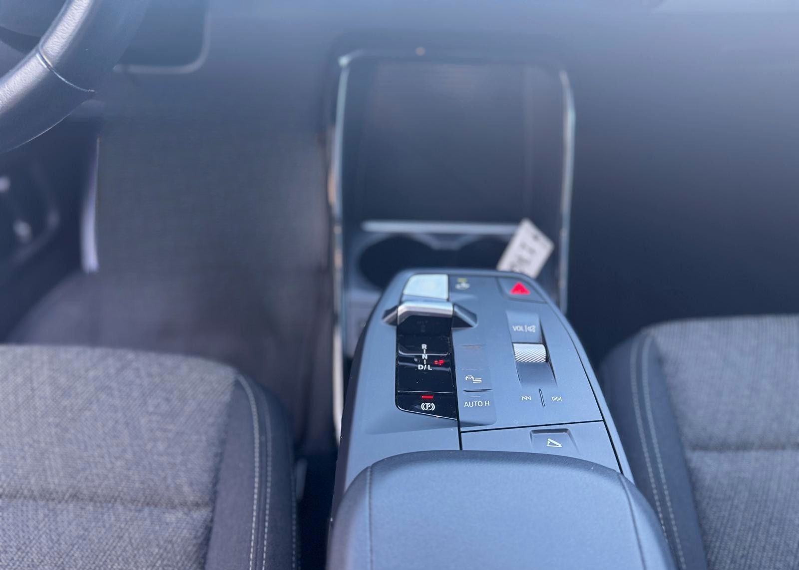 BMW X1 18d sDrive KAMERA NAVI KLIMAAUTOMATIK DAB AHK foto 17