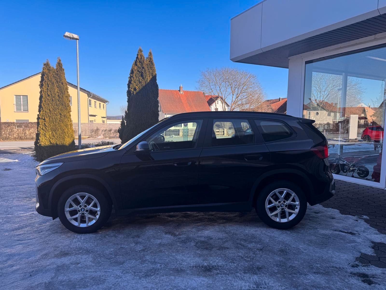 BMW X1 18d sDrive KAMERA NAVI KLIMAAUTOMATIK DAB AHK foto 5