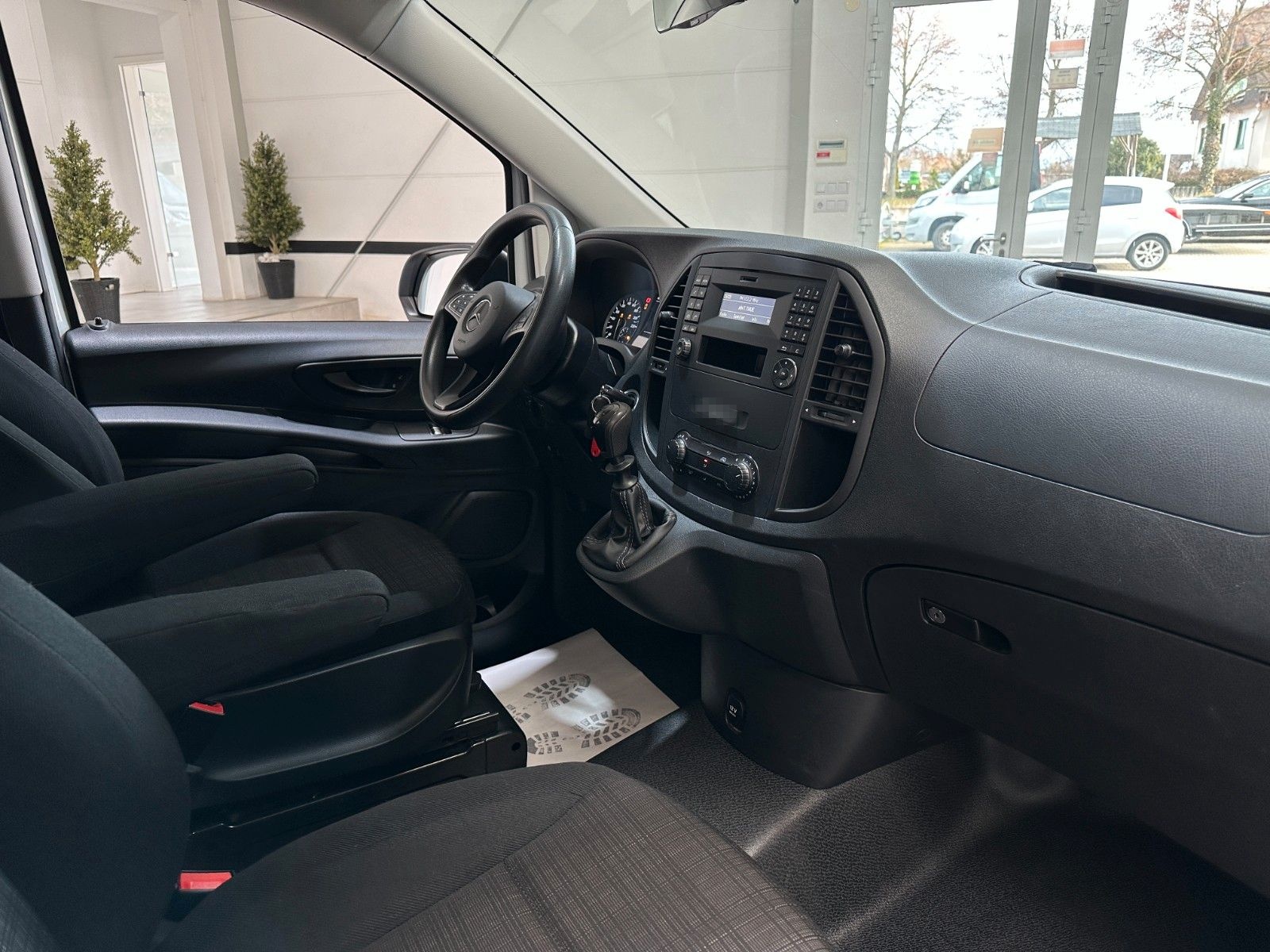 Mercedes-Benz Vito Tourer 109 CDI Extralang Klima*9-Sitzer foto 11