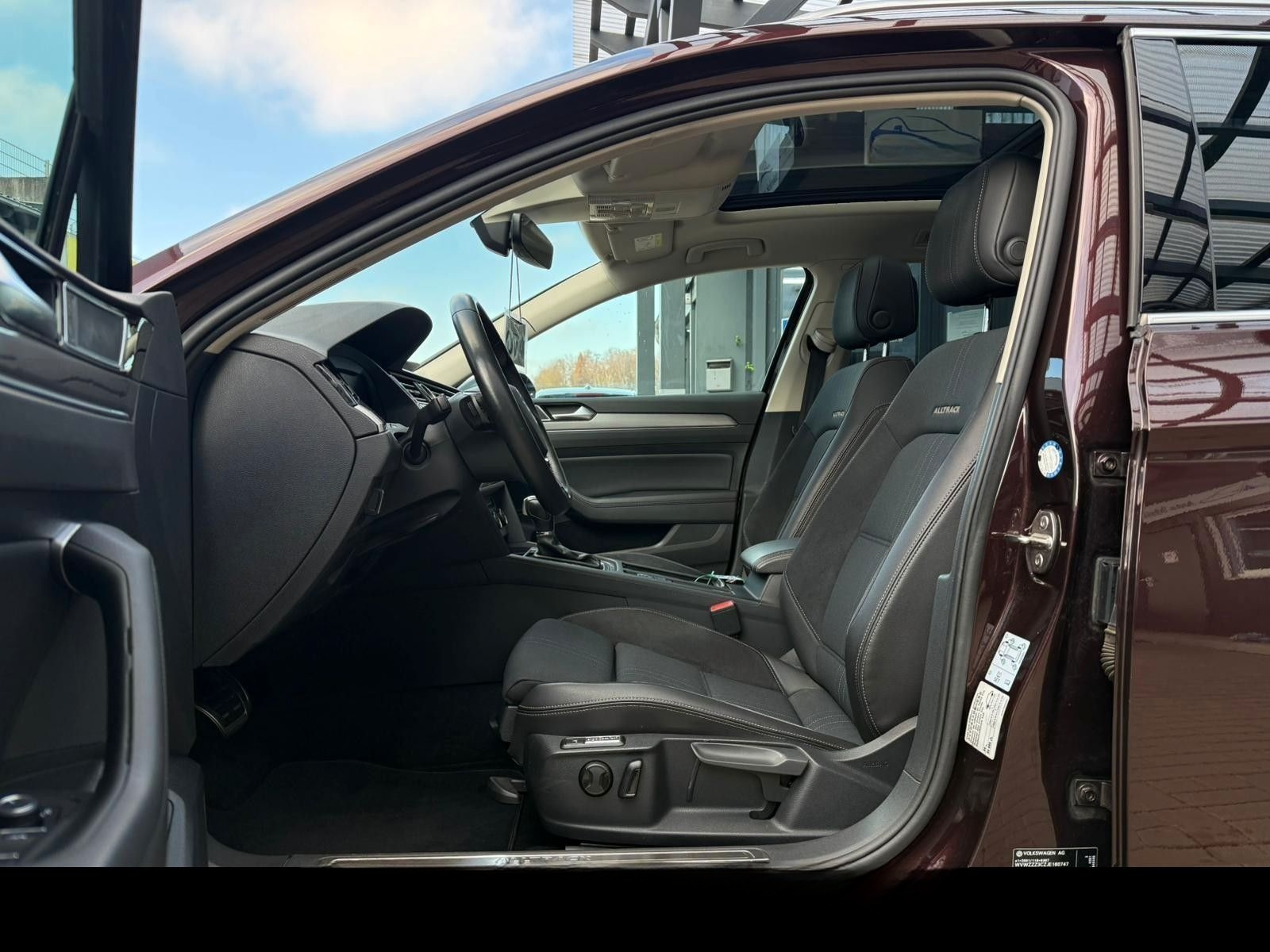 Volkswagen Passat Alltrack 2.0 TDI 4MOTION, AHK, DCC, Pano foto 15