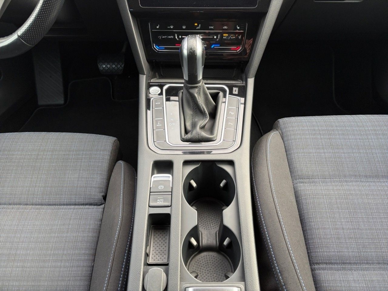 Volkswagen Passat Variant 1.4 TSI Hybrid GTE Klima Navi foto 15