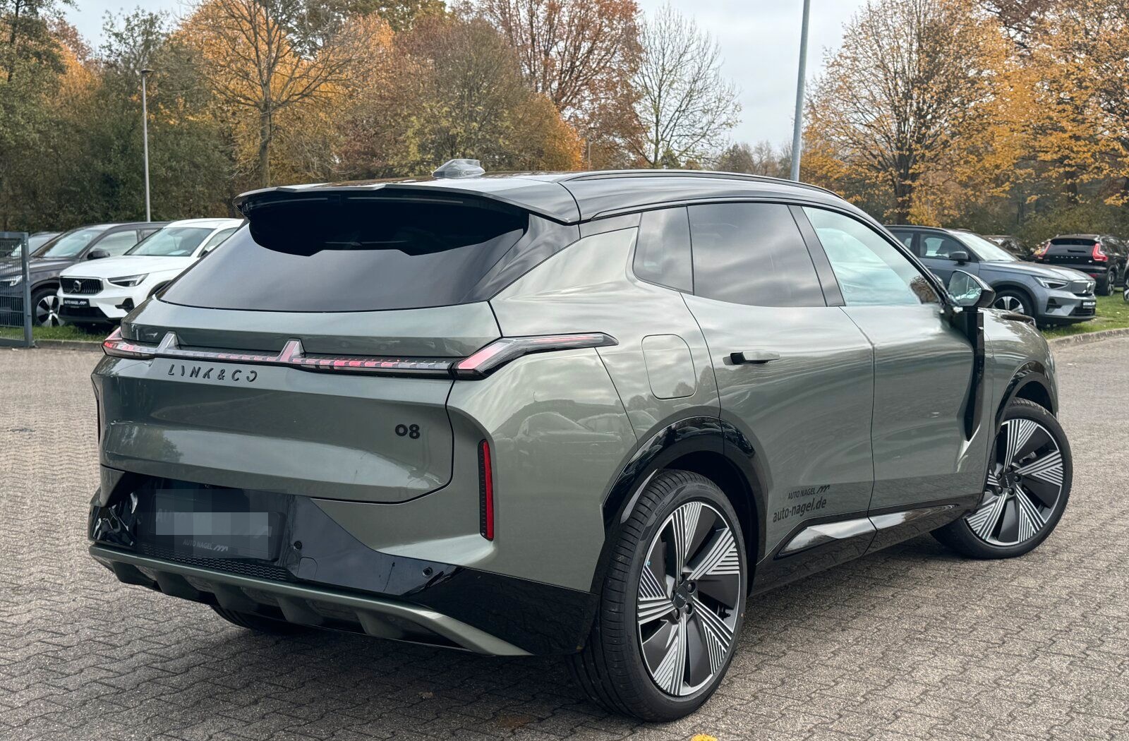 Lynk&Co 08 More Long-Range-Hybrid foto 2