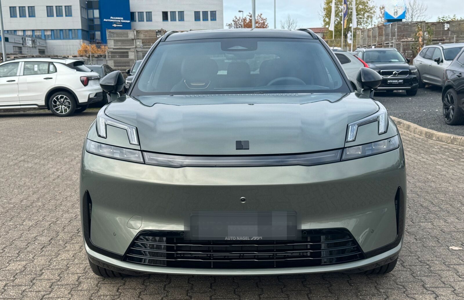 Lynk&Co 08 More Long-Range-Hybrid foto 11