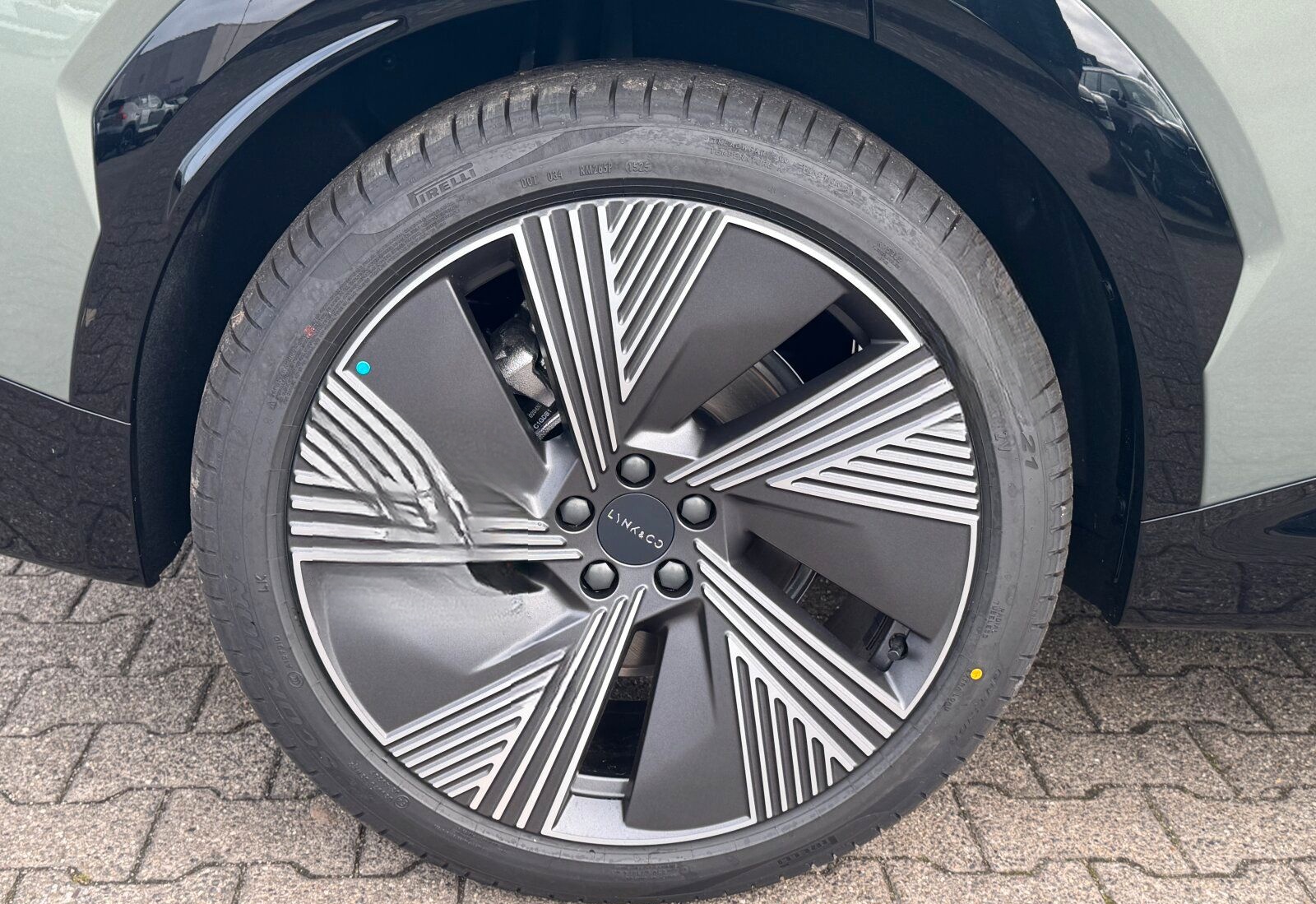 Lynk&Co 08 More Long-Range-Hybrid foto 12