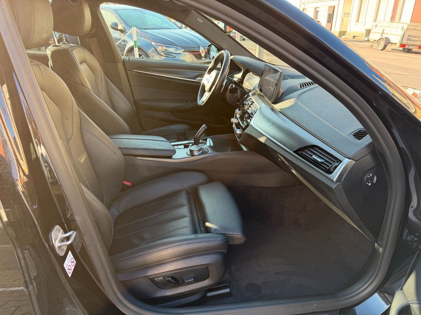 BMW 530 d xDrive M SPORTPAKET STANDHEIZUNG KAMERA foto 17