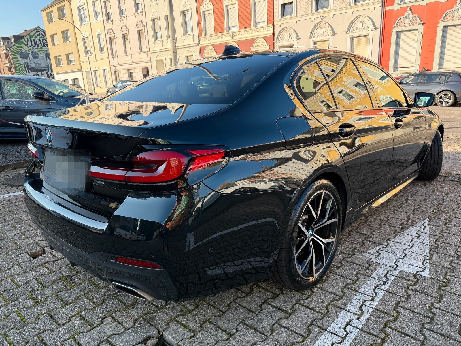 BMW 530 d xDrive M SPORTPAKET STANDHEIZUNG KAMERA foto 3
