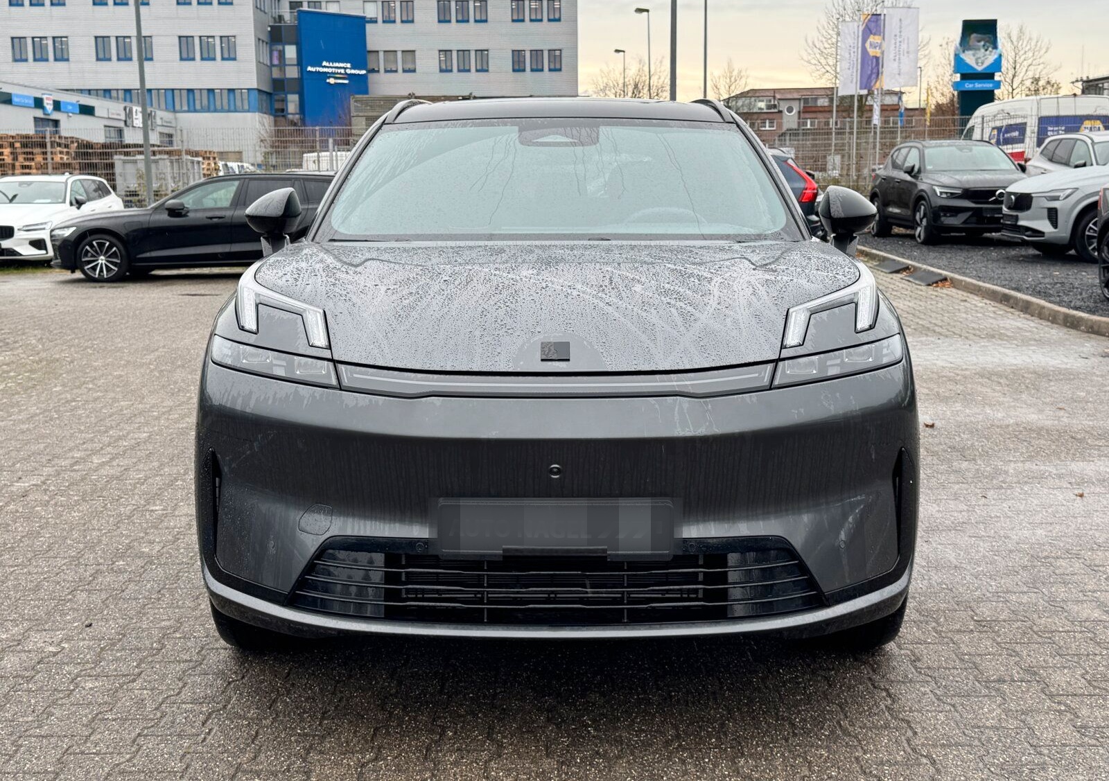 Lynk&Co 08 More Long-Range-Hybrid foto 11