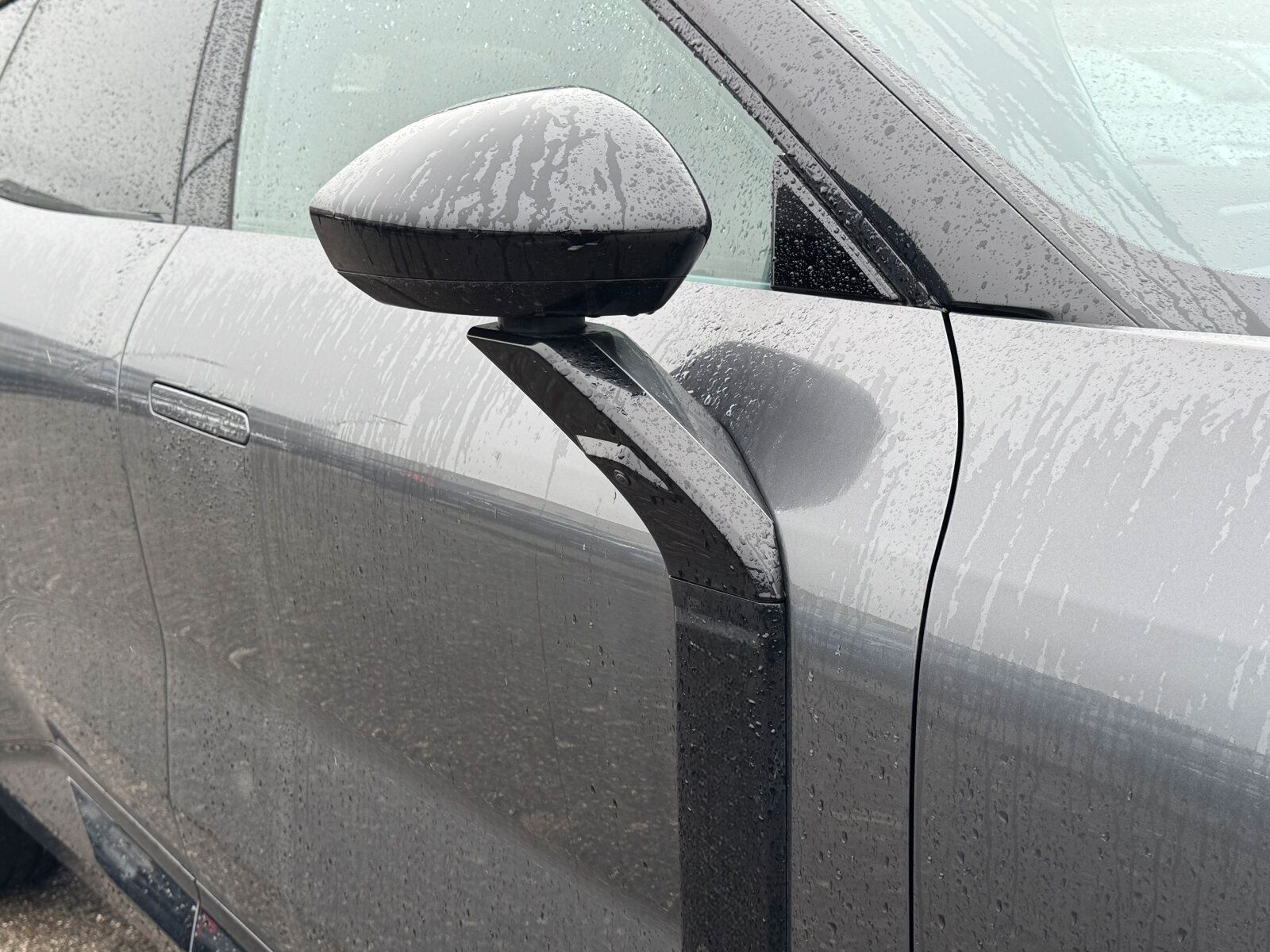 Lynk&Co 08 More Long-Range-Hybrid foto 13