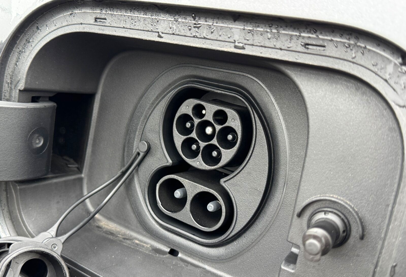 Lynk&Co 08 More Long-Range-Hybrid foto 17