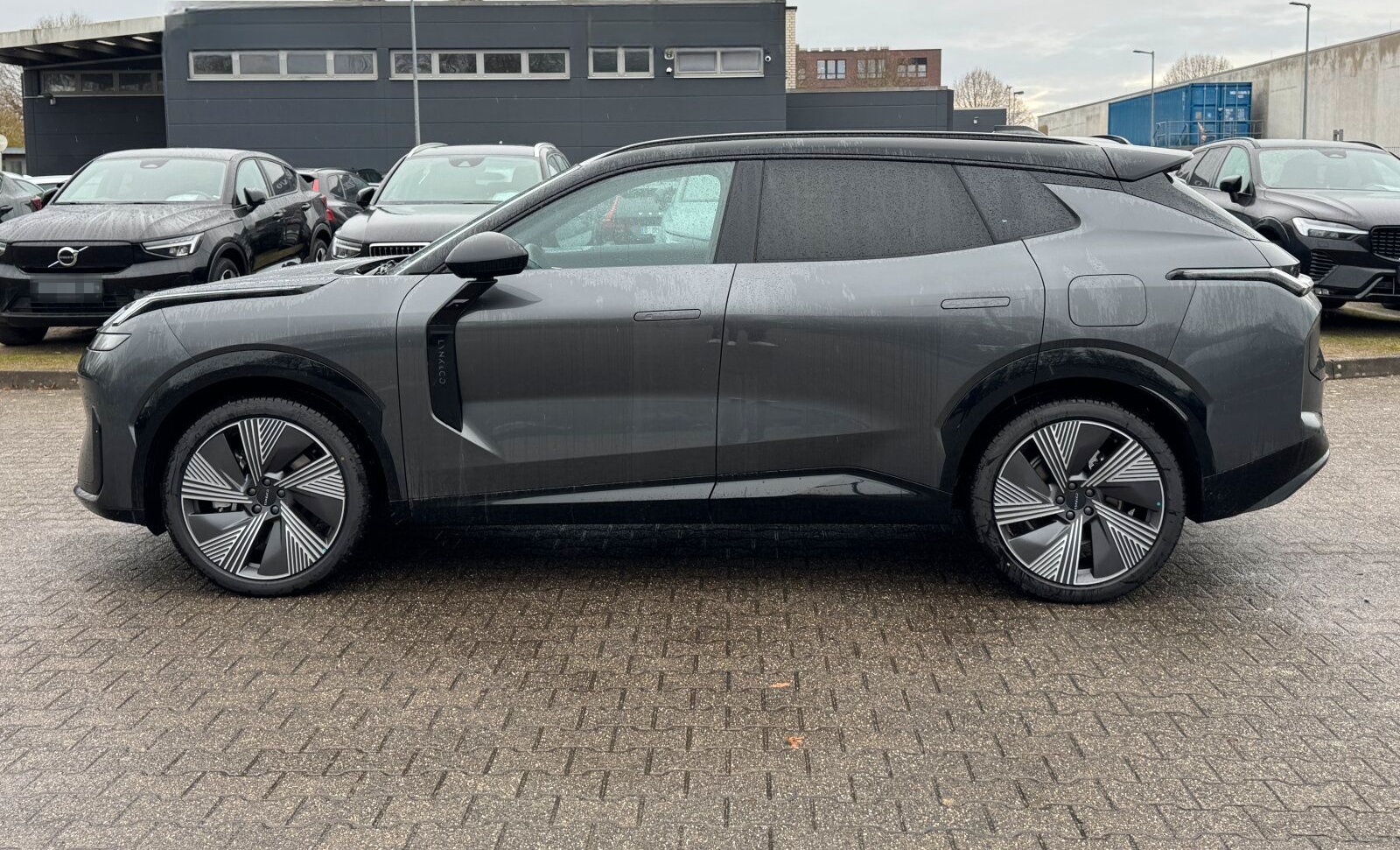 Lynk&Co 08 More Long-Range-Hybrid foto 3